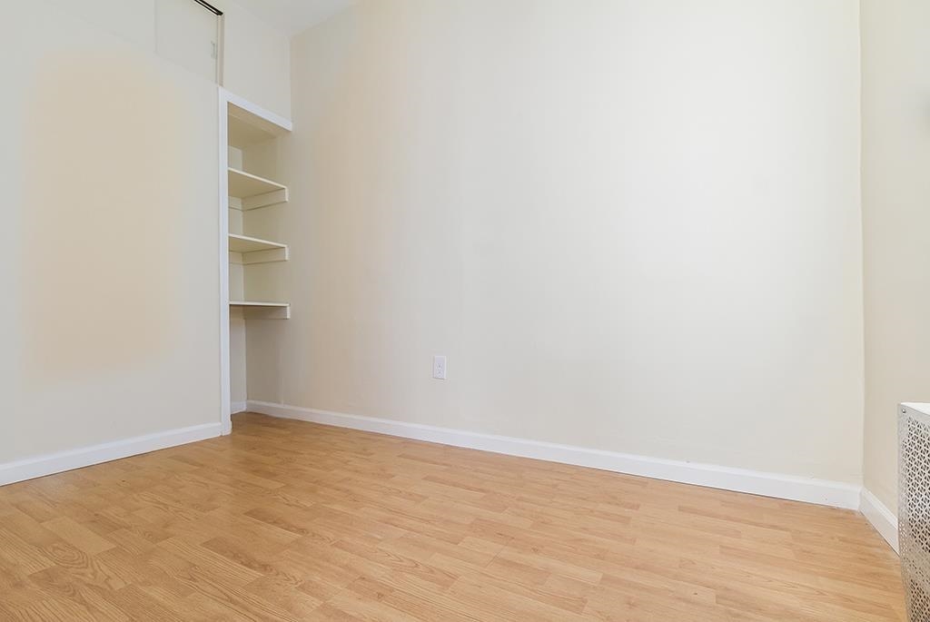 33 WEST 24TH ST