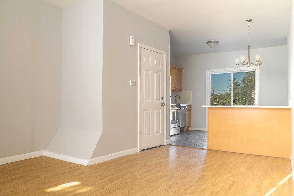 33 WEST 24TH ST