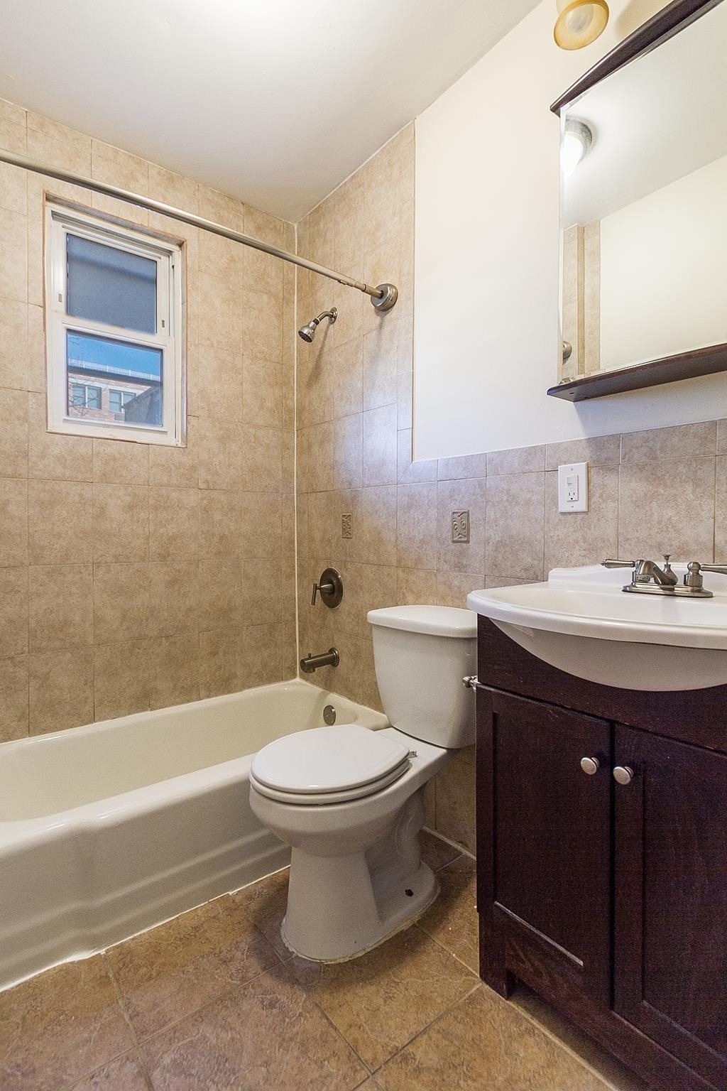 33 WEST 24TH ST