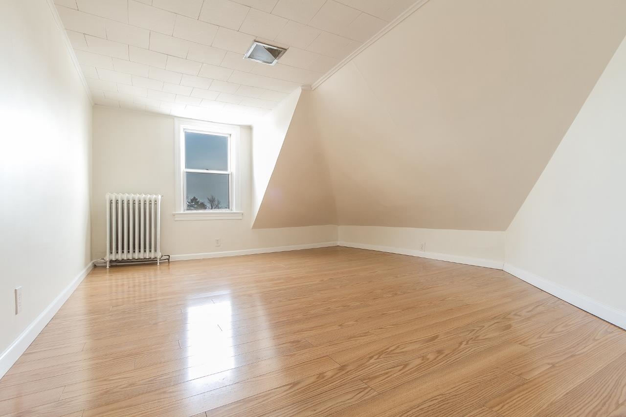 12-14 WEST 31ST ST