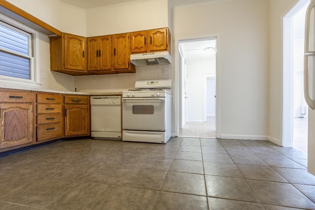 12-14 WEST 31ST ST