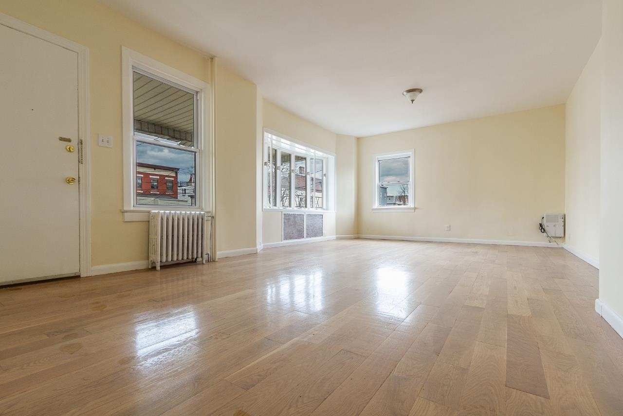 12-14 WEST 31ST ST
