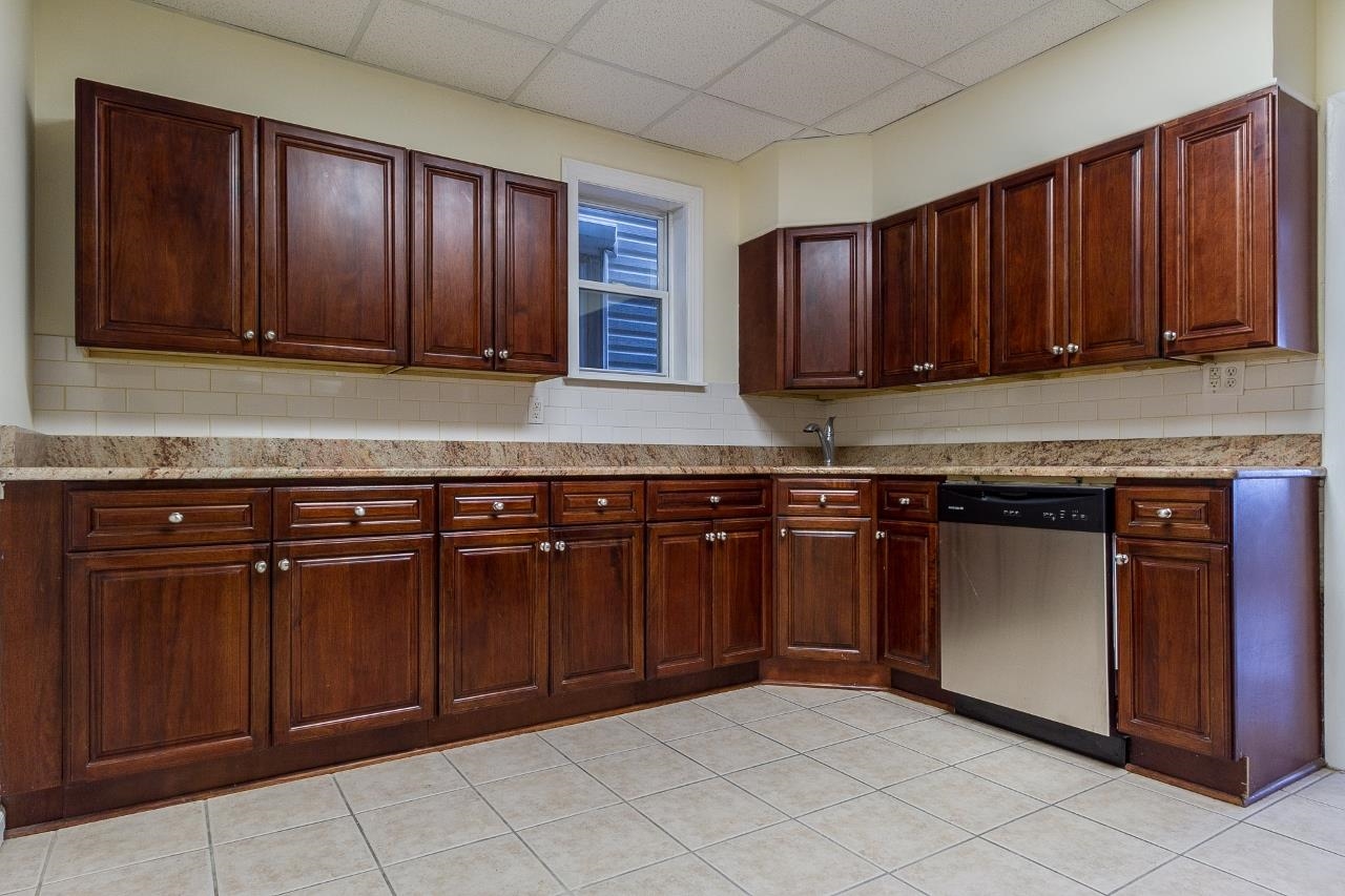 12-14 WEST 31ST ST