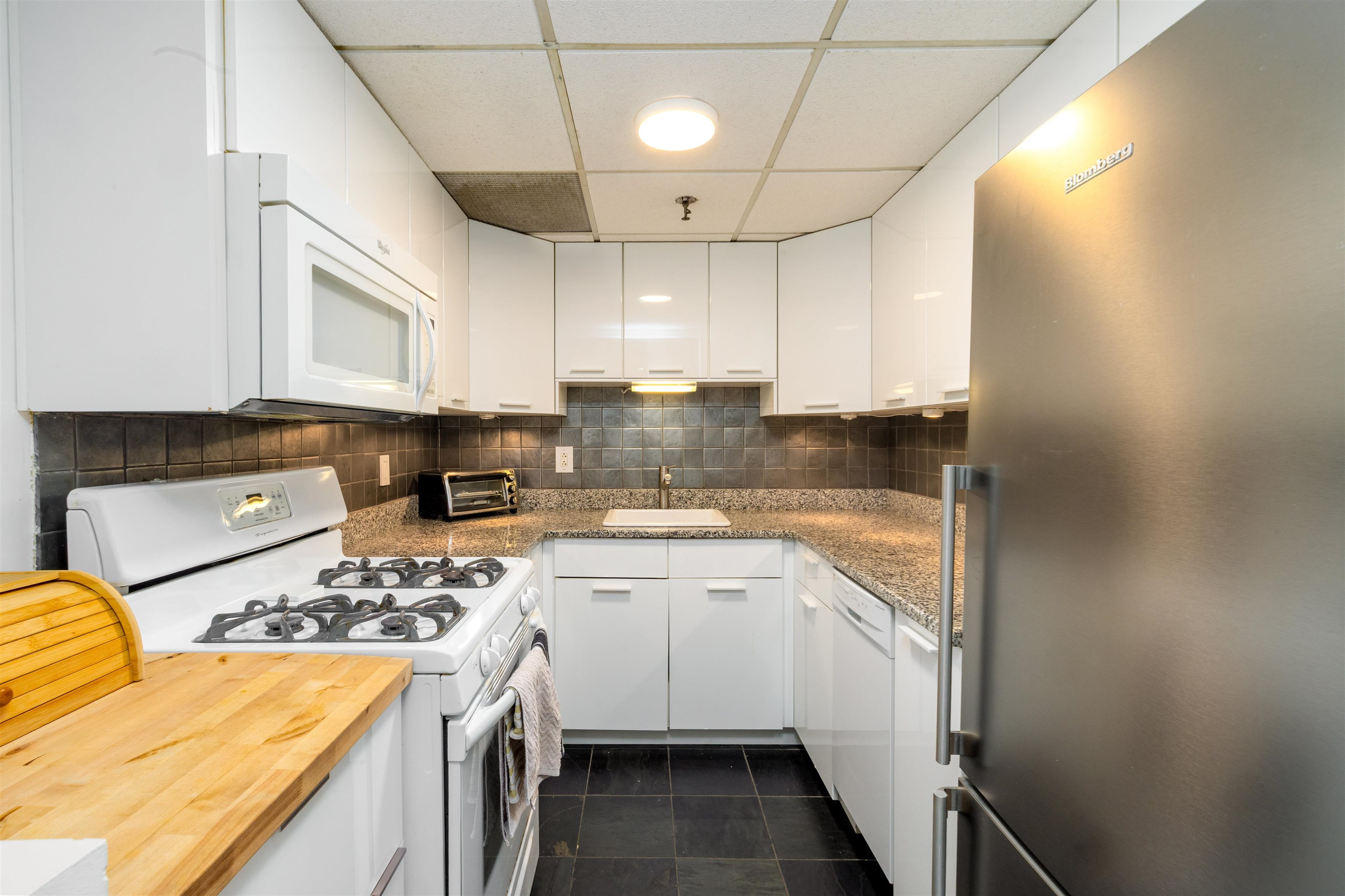 158 WAYNE ST Unit: 411-AR