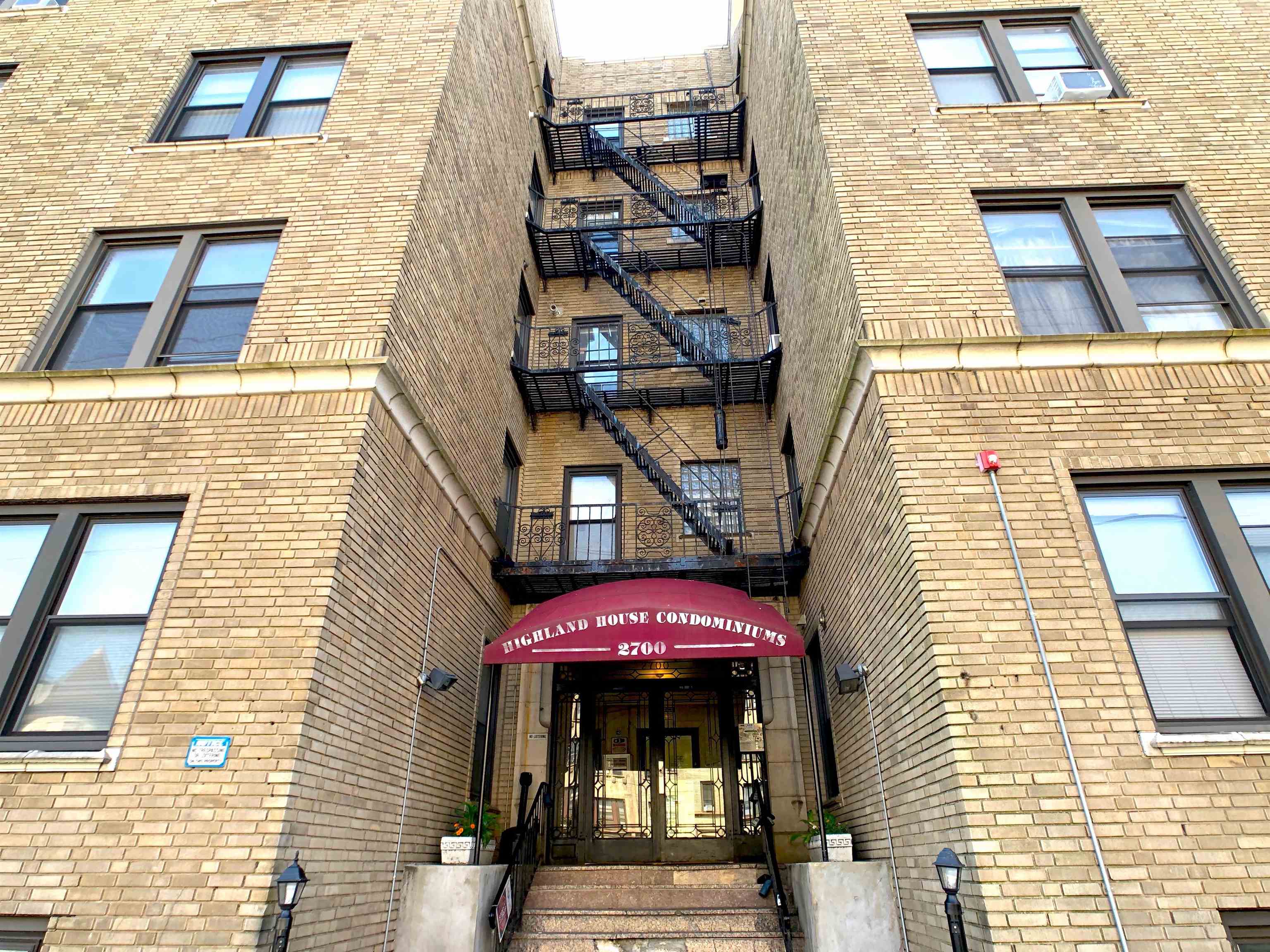 2700 KENNEDY BLVD Unit: 408