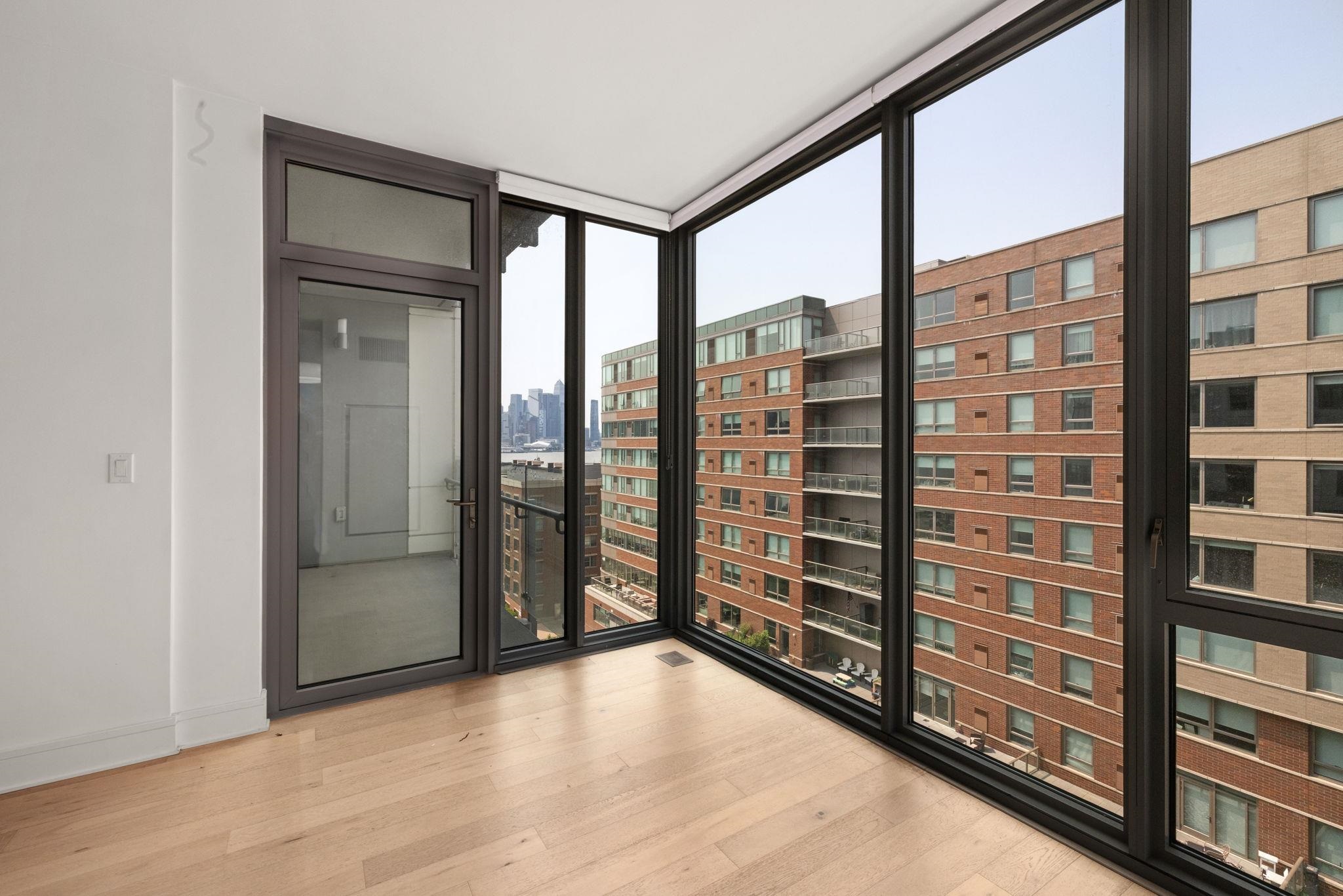 9 AVENUE AT PORT IMPERIAL Unit: 918