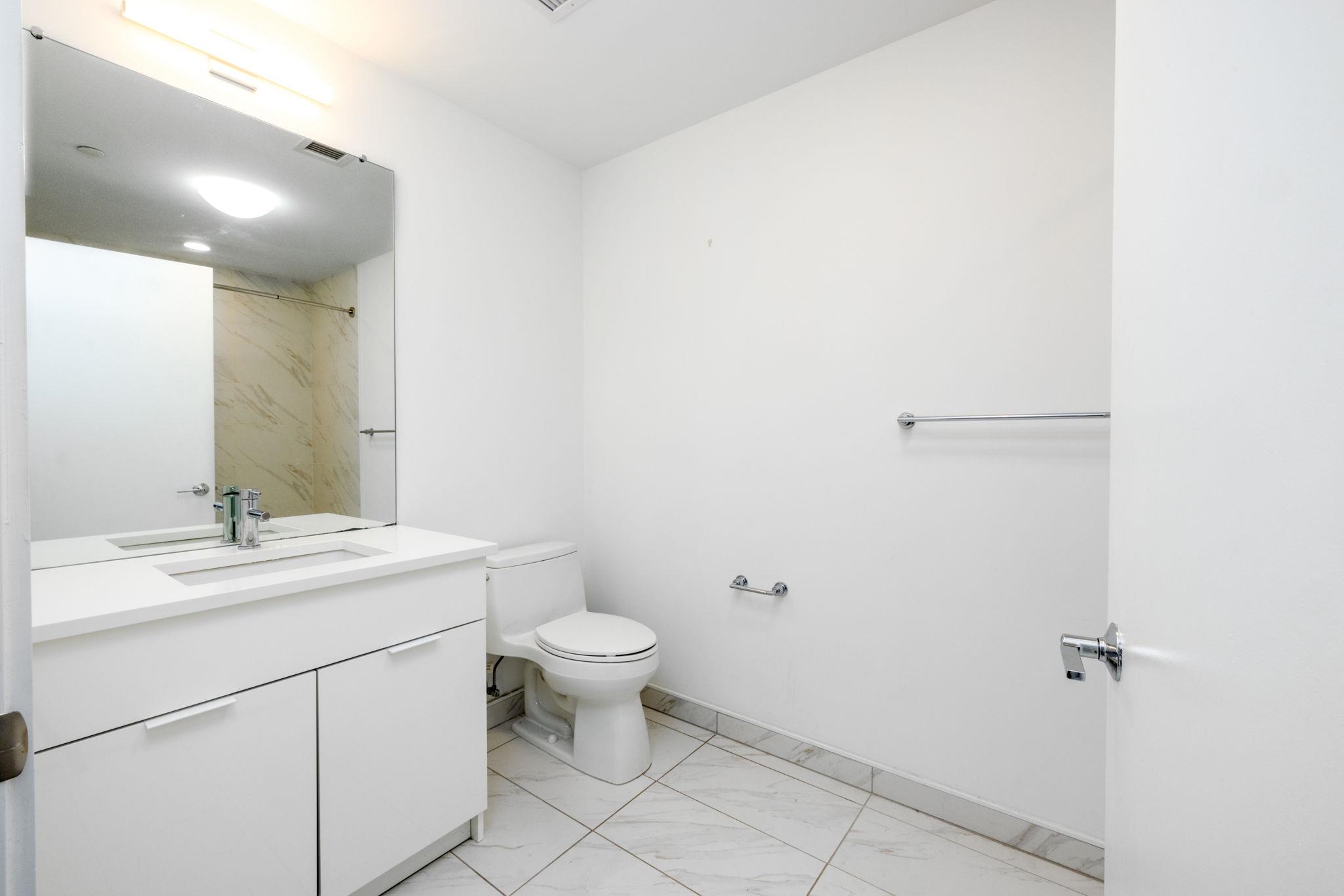 9 AVENUE AT PORT IMPERIAL Unit: 918