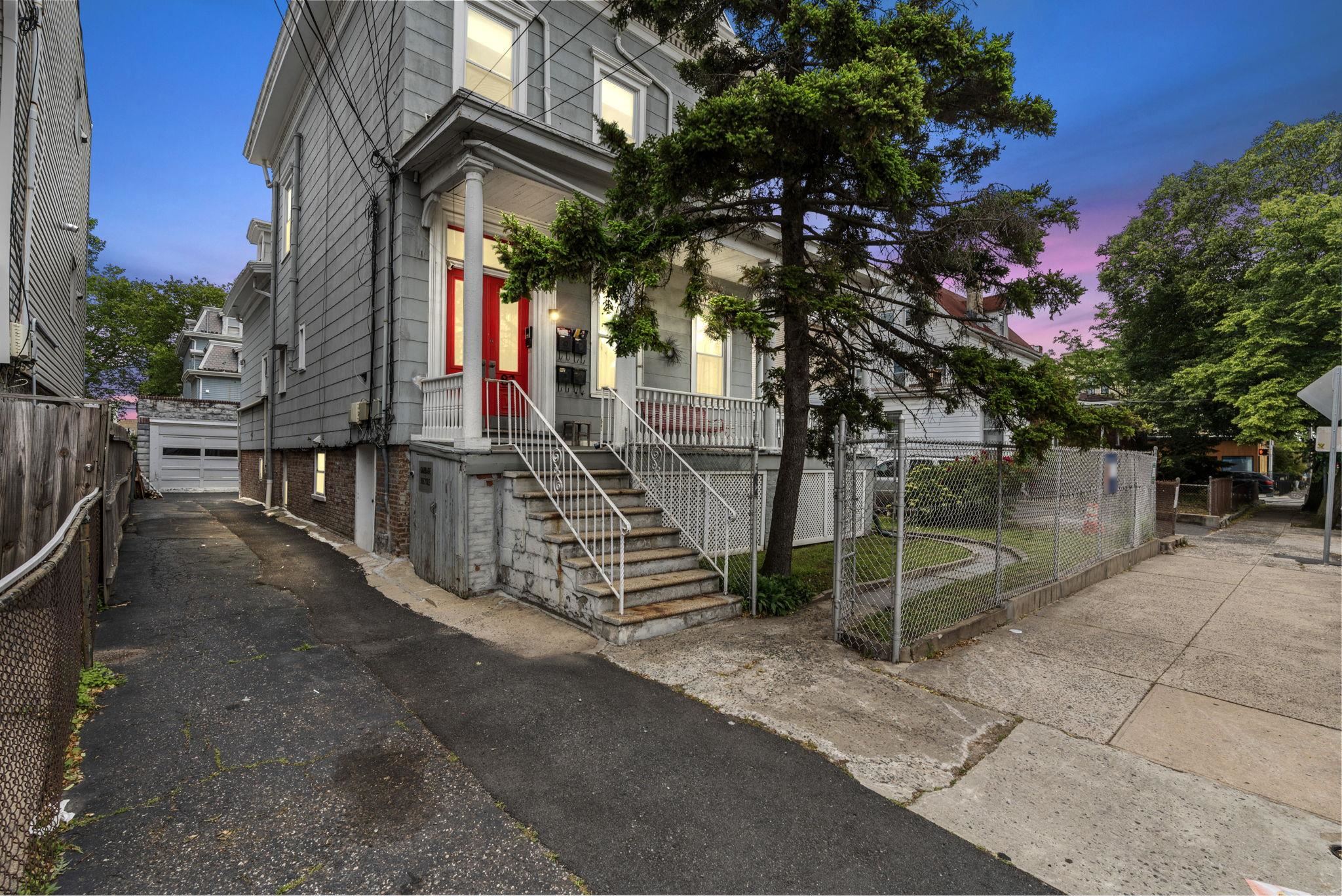 82 PROSPECT ST