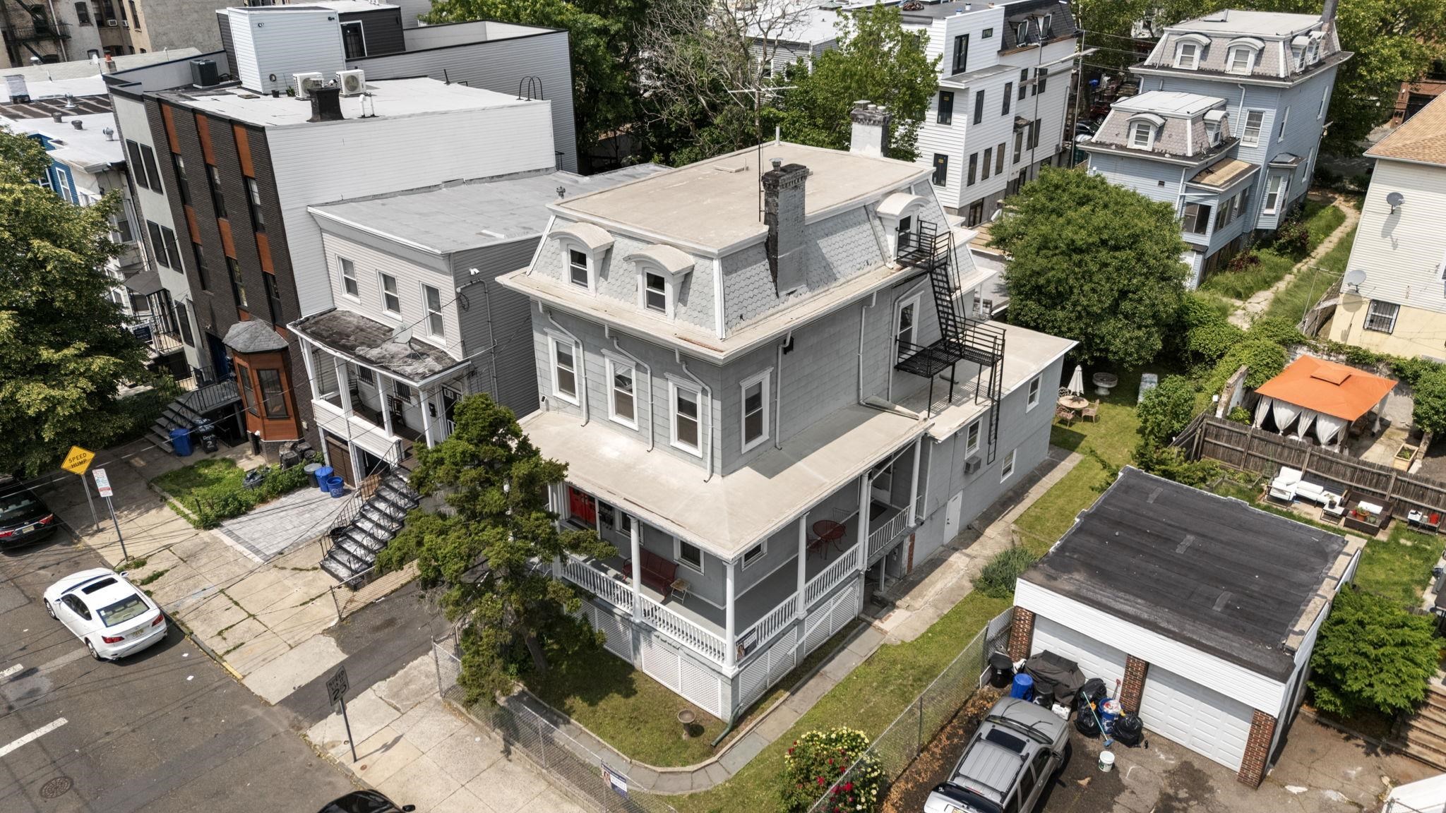 82 PROSPECT ST