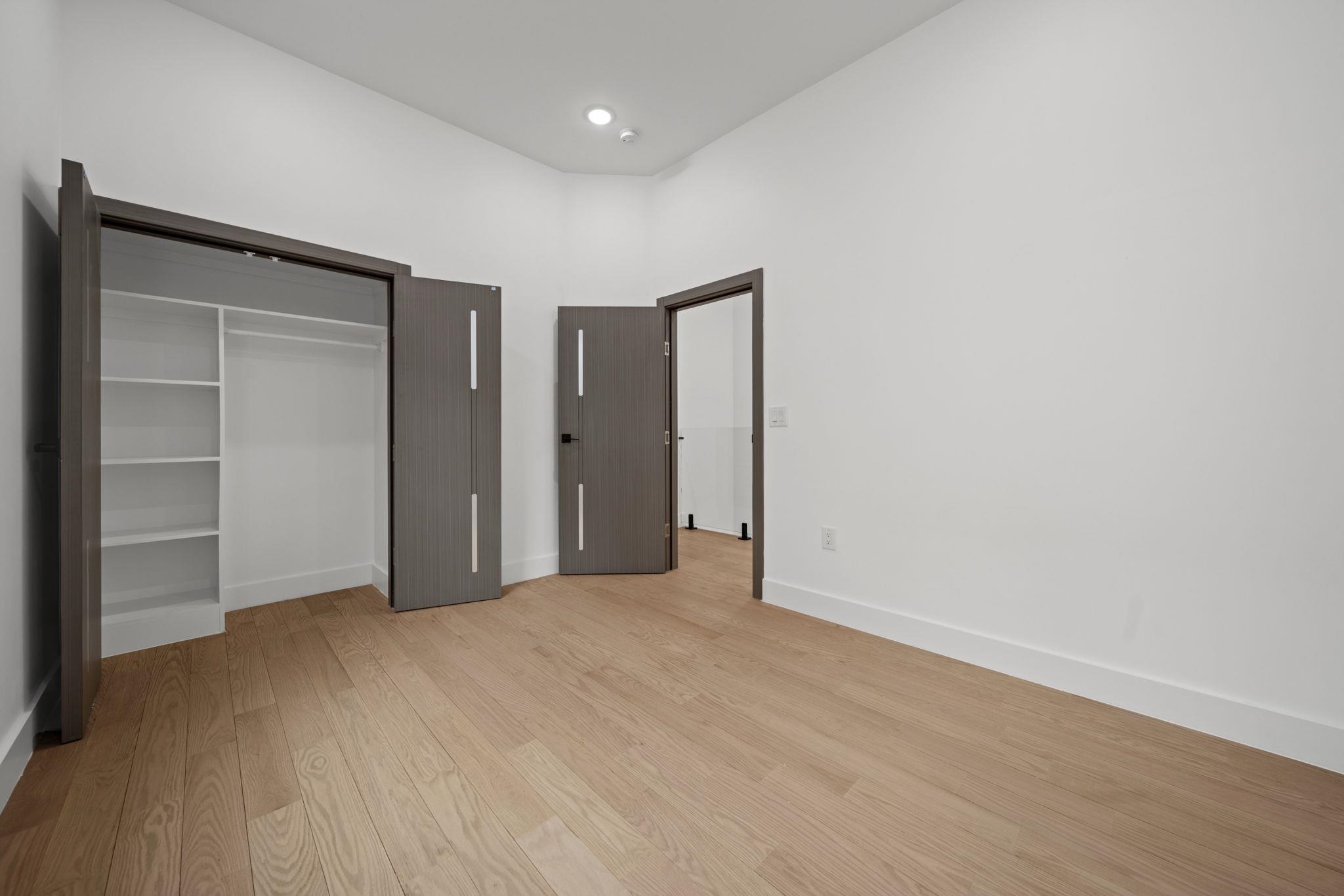 248 NEW YORK AVE Unit: 1