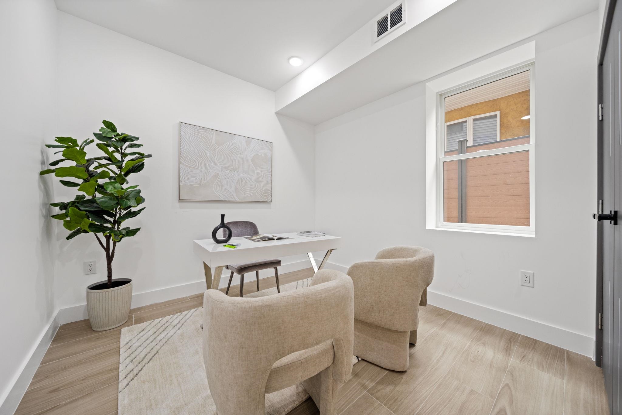 248 NEW YORK AVE Unit: 1