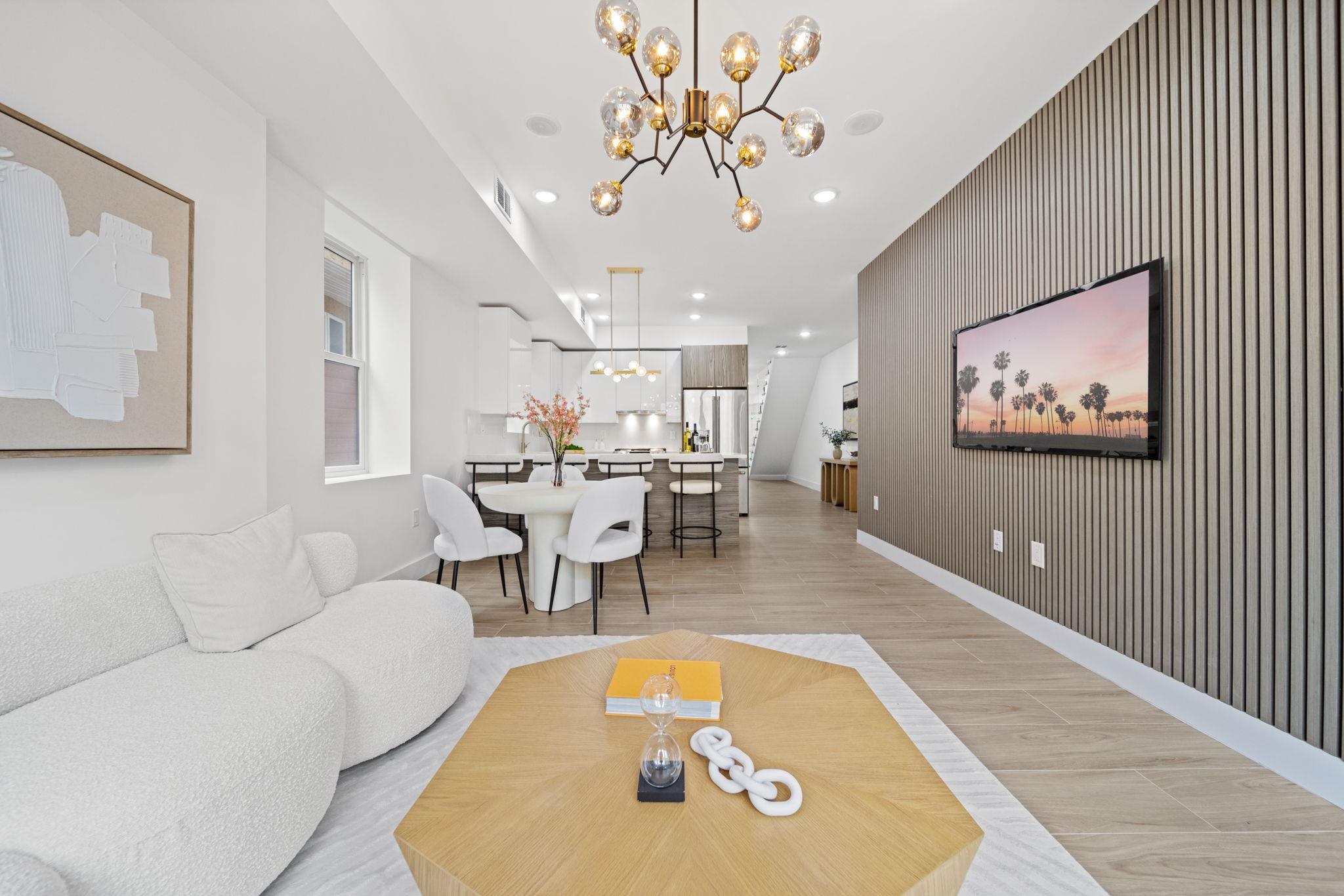 248 NEW YORK AVE Unit: 1