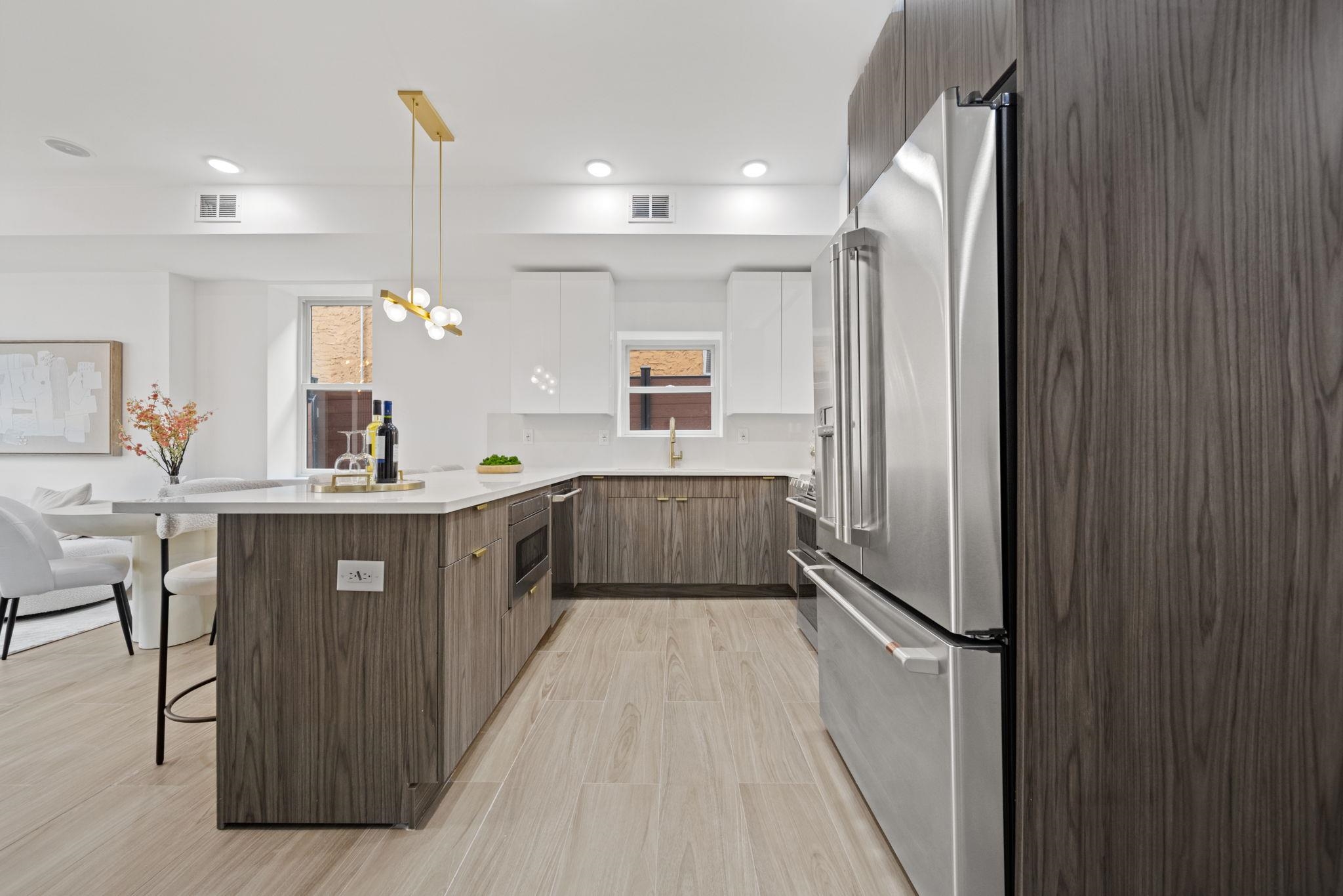 248 NEW YORK AVE Unit: 1