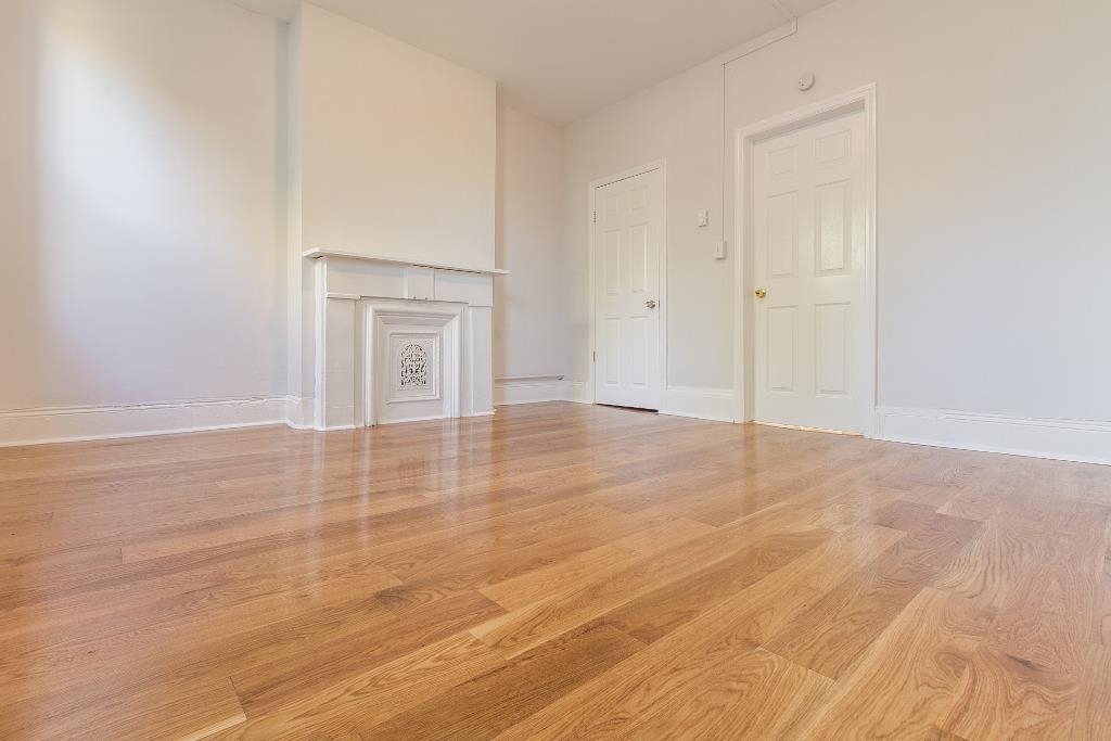 130 ORIENT AVE