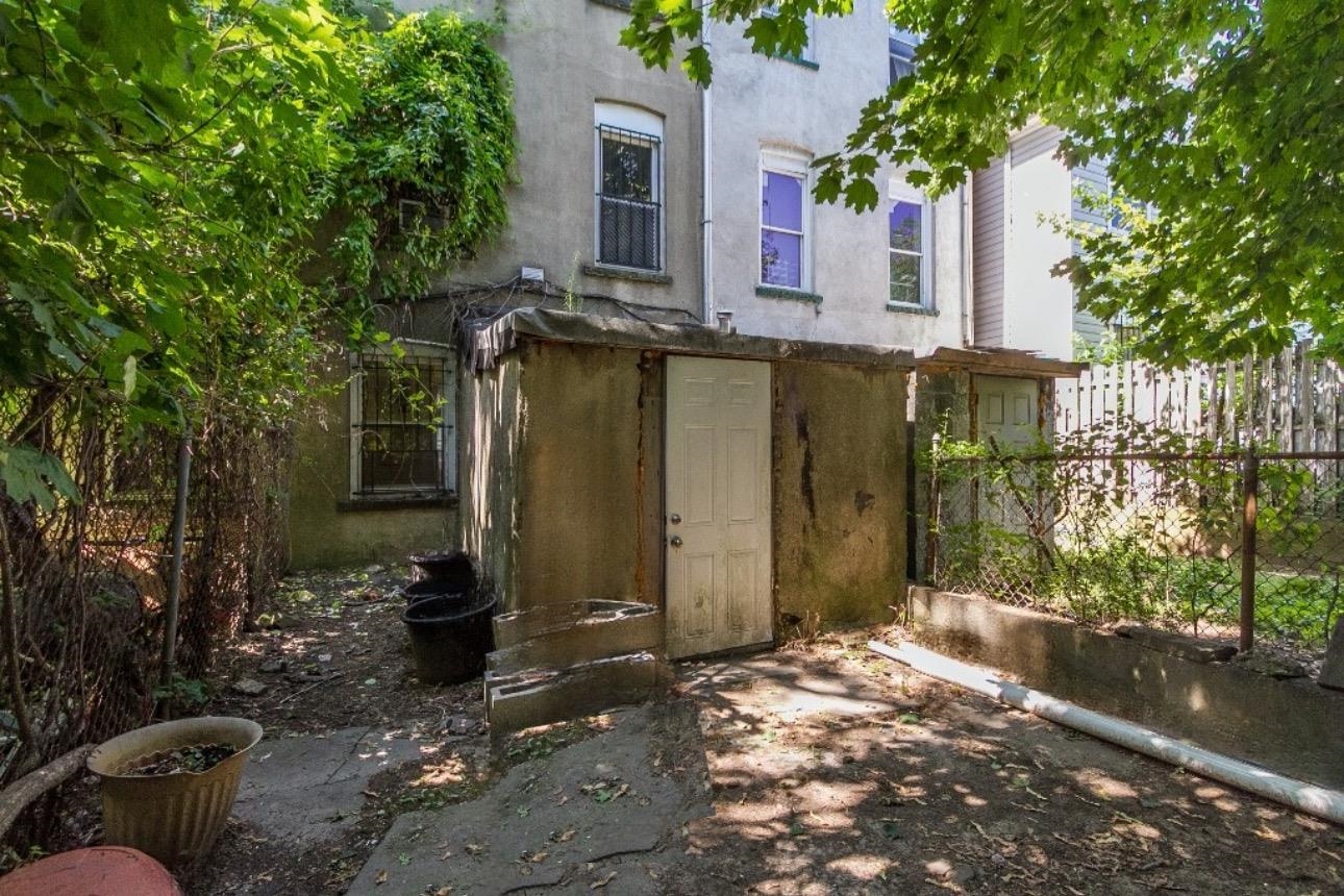 130 ORIENT AVE