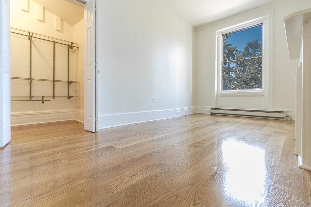130 ORIENT AVE