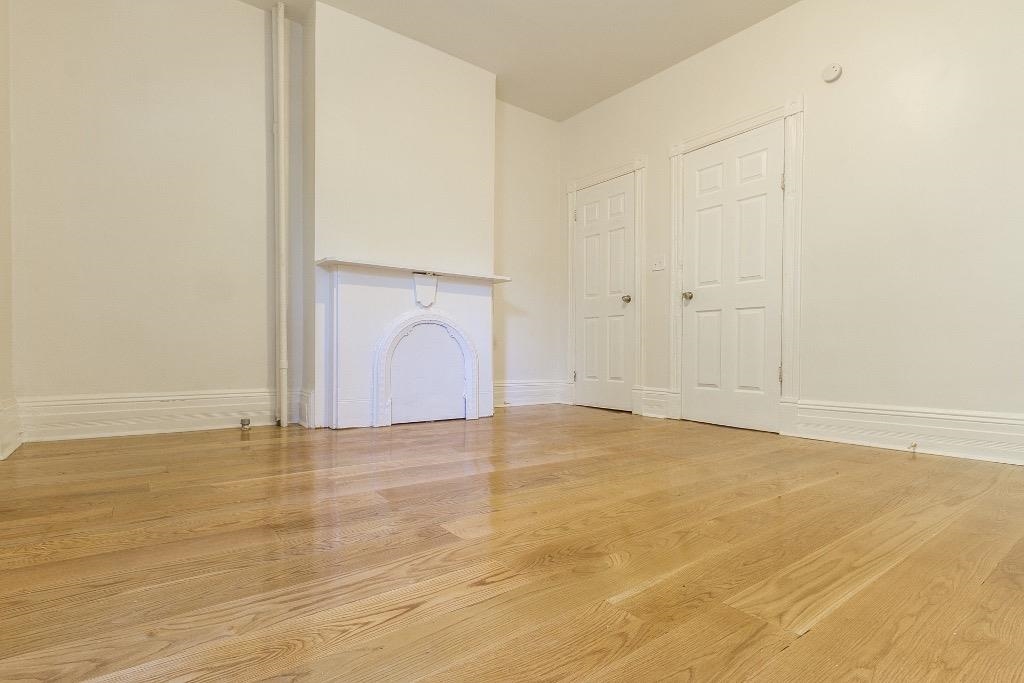 130 ORIENT AVE
