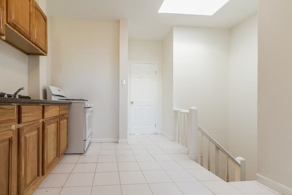 130 ORIENT AVE