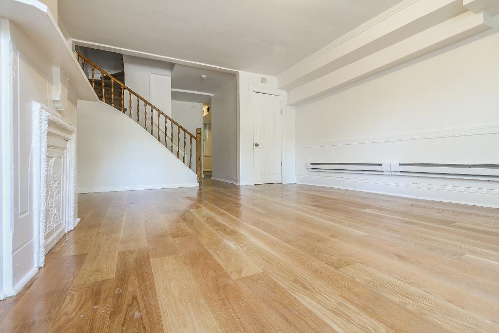 130 ORIENT AVE