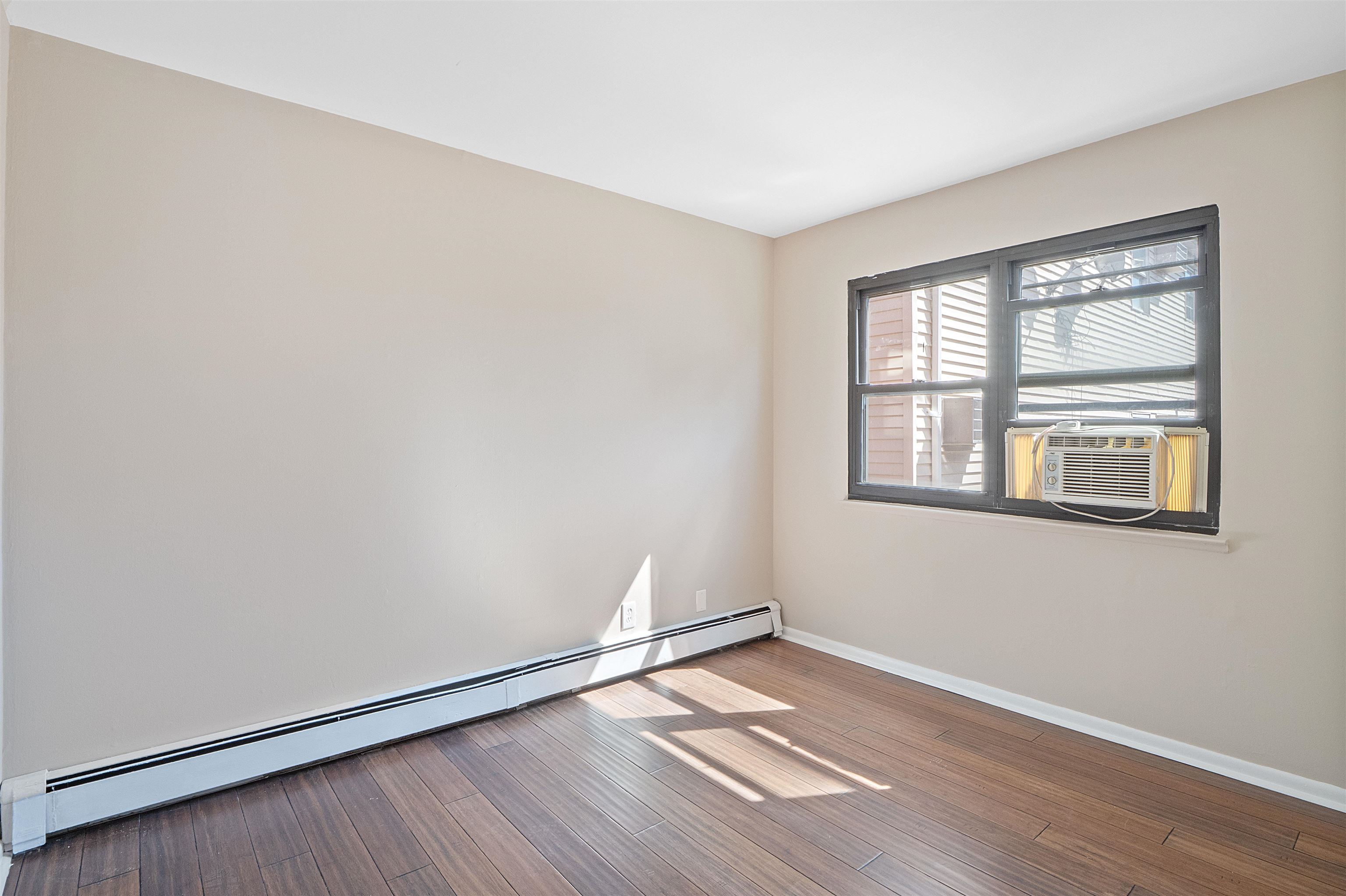 56 68TH ST Unit: 5