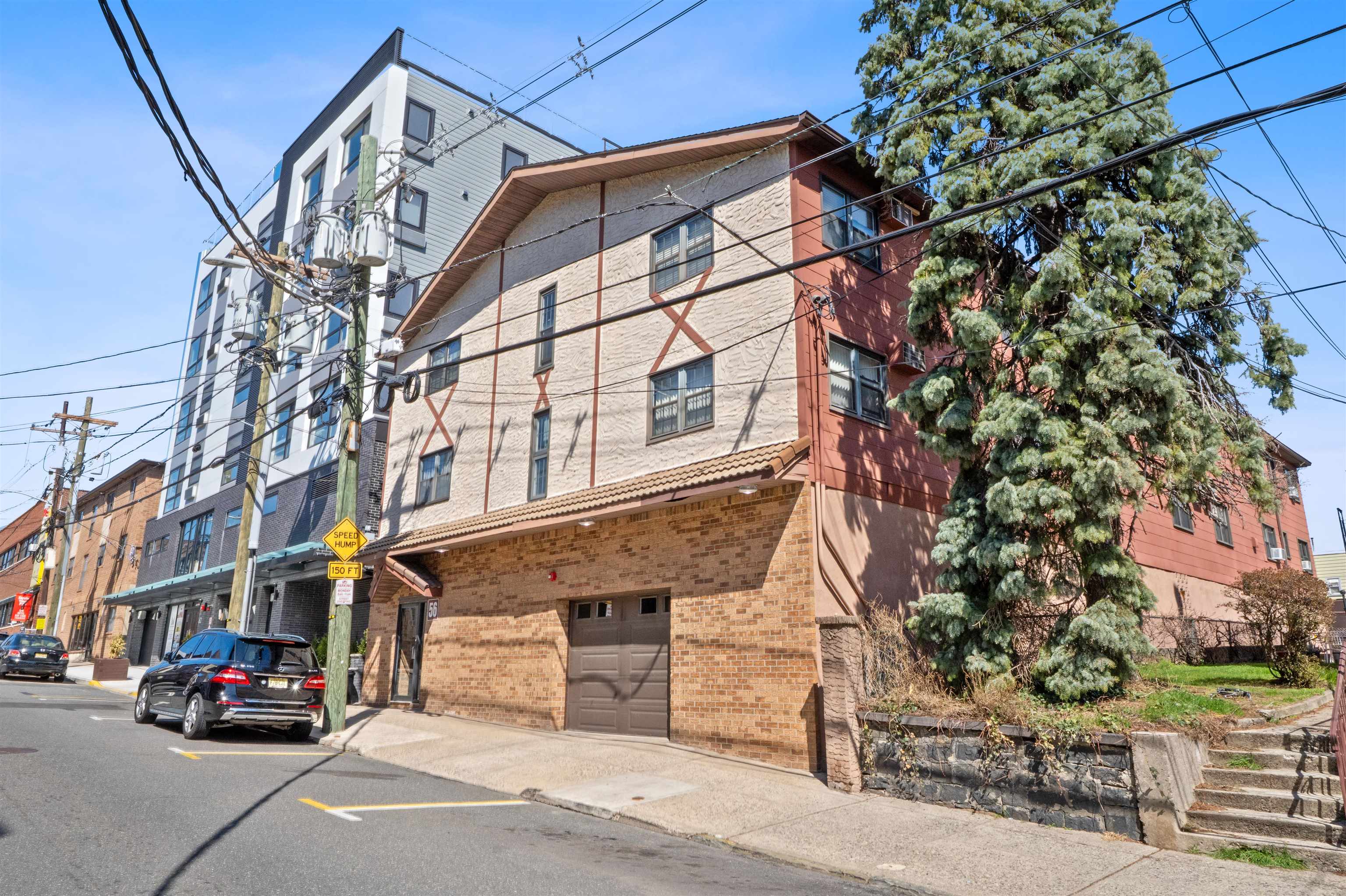 56 68TH ST Unit: 5