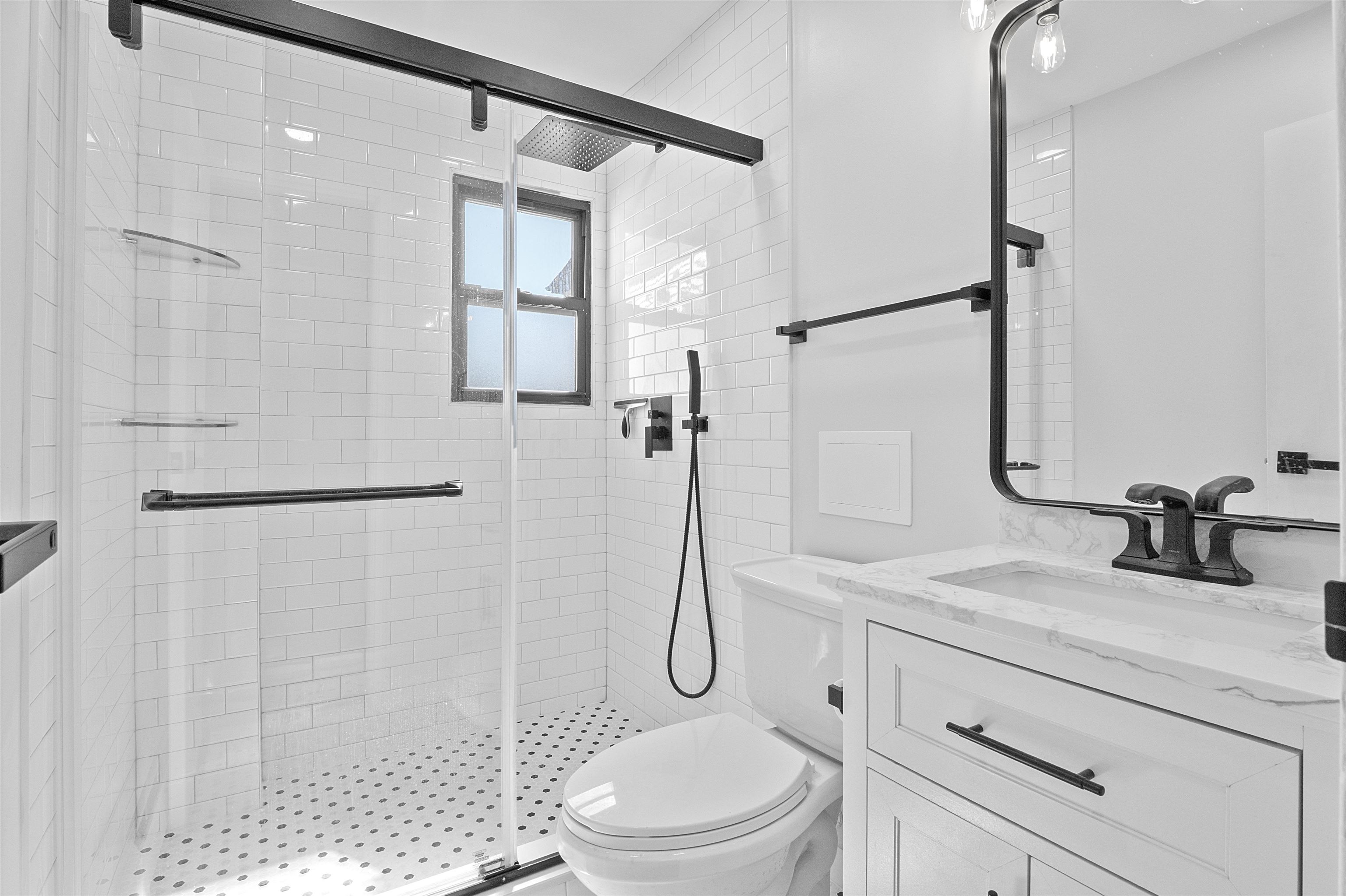 56 68TH ST Unit: 5