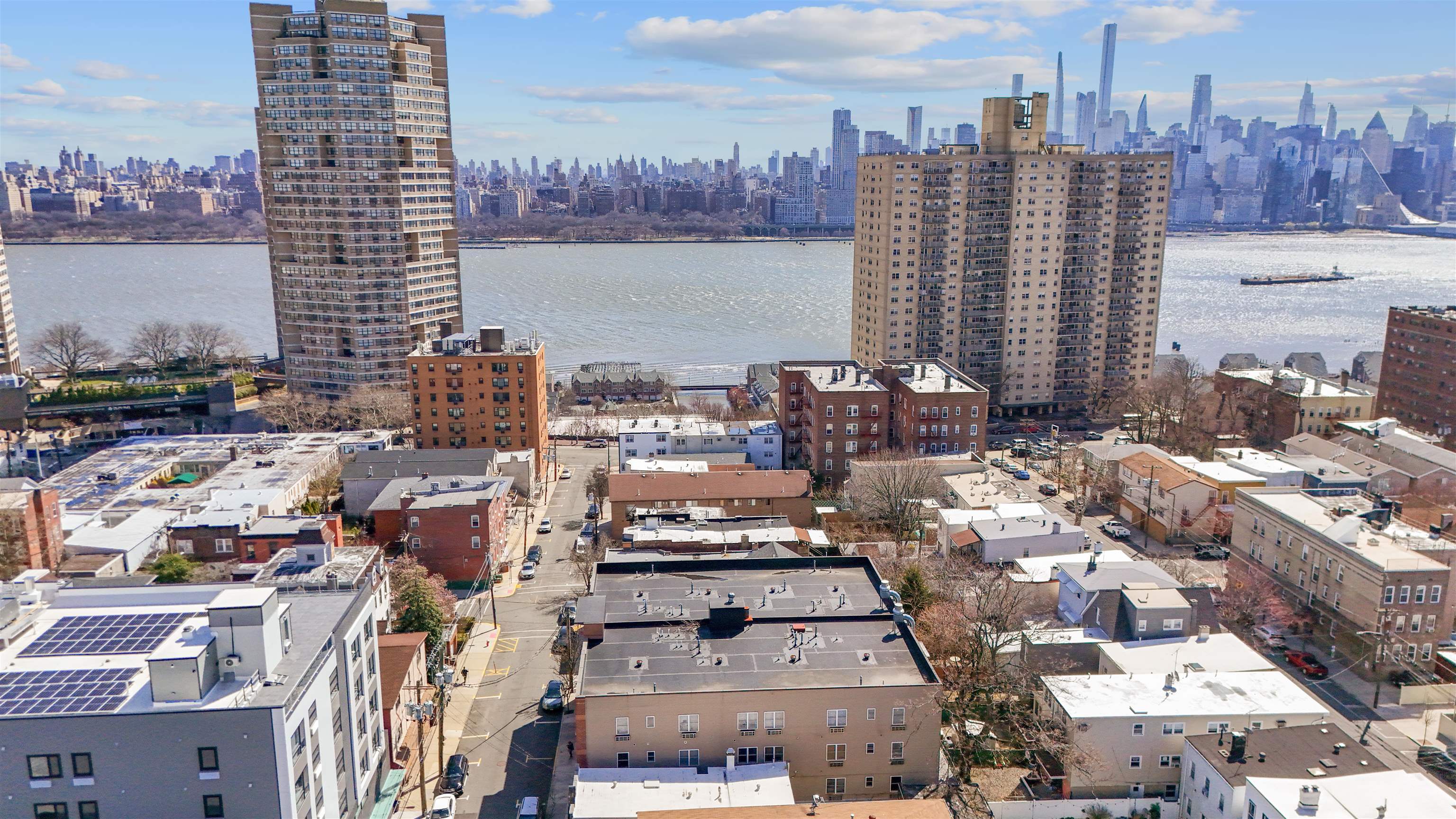 56 68TH ST Unit: 5