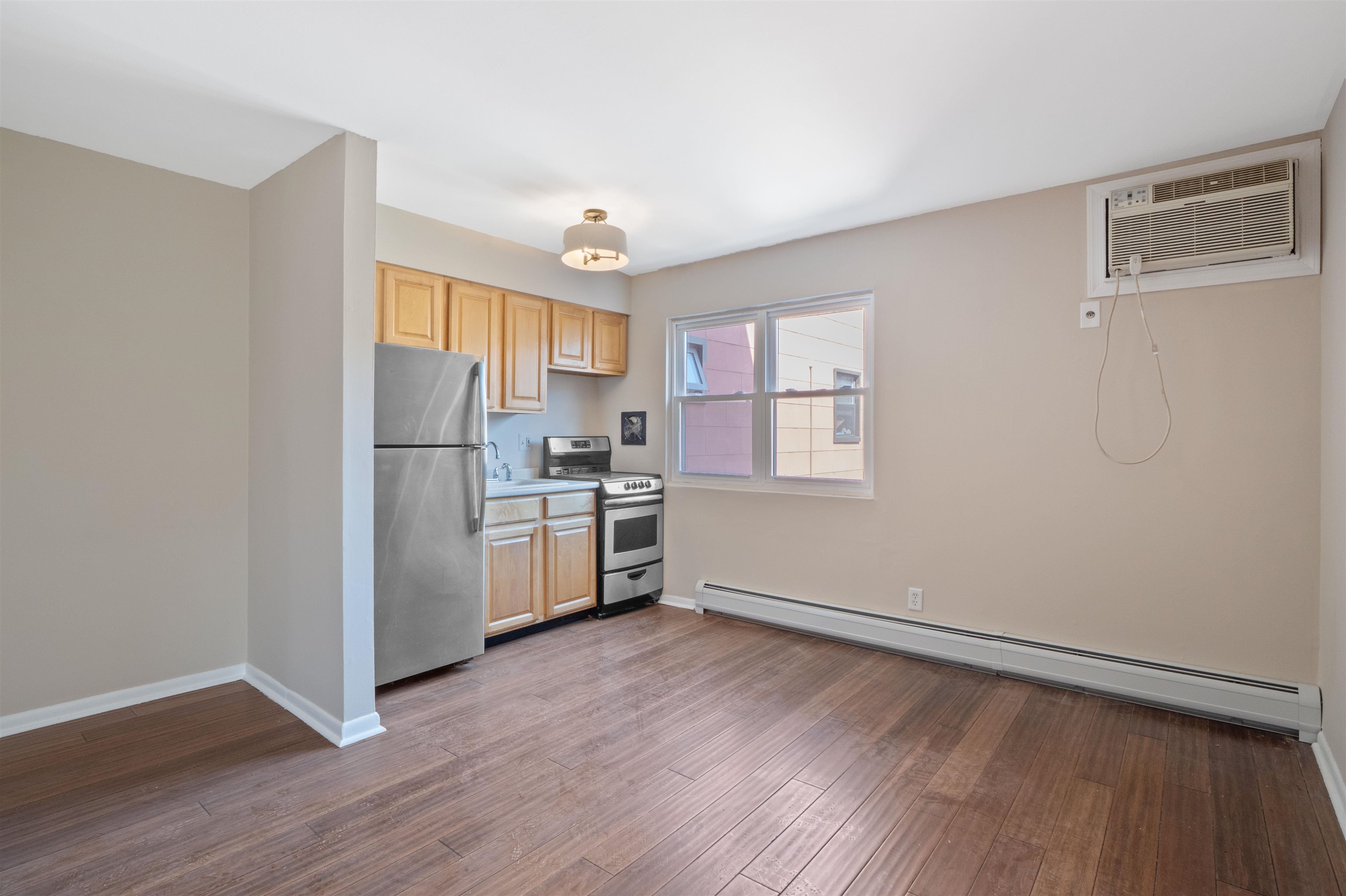 56 68TH ST Unit: 5
