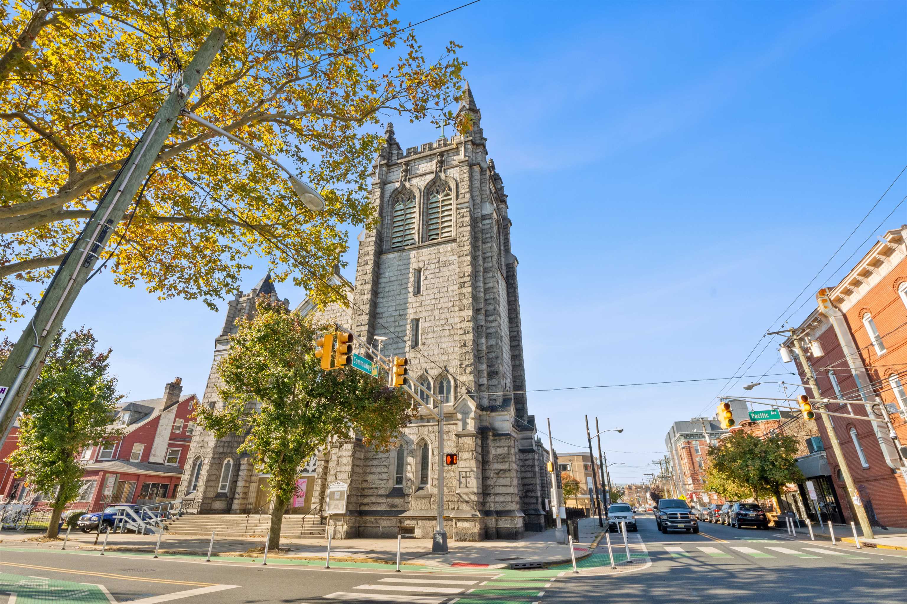 206 FULTON AVE Unit: #2