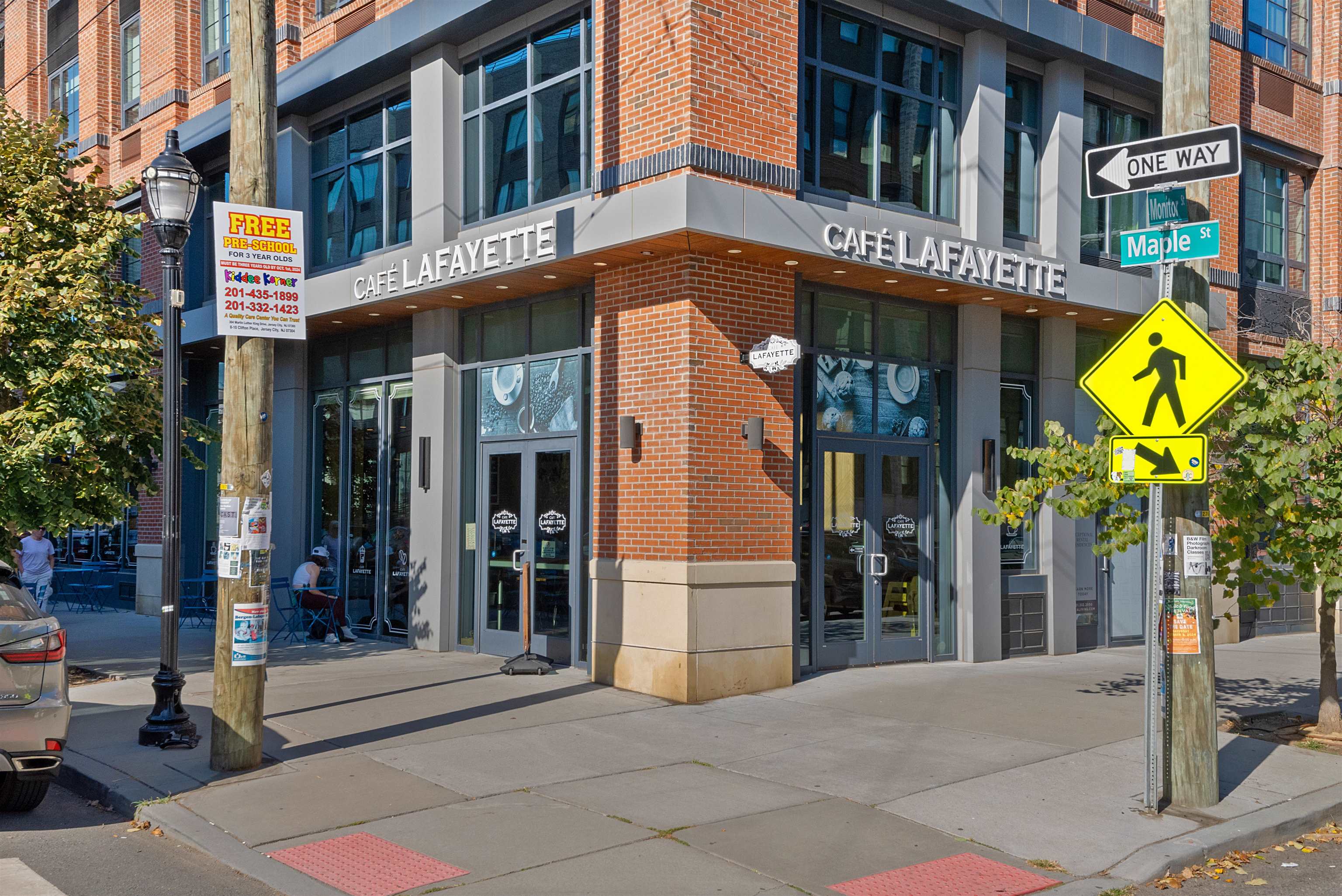 206 FULTON AVE Unit: #2