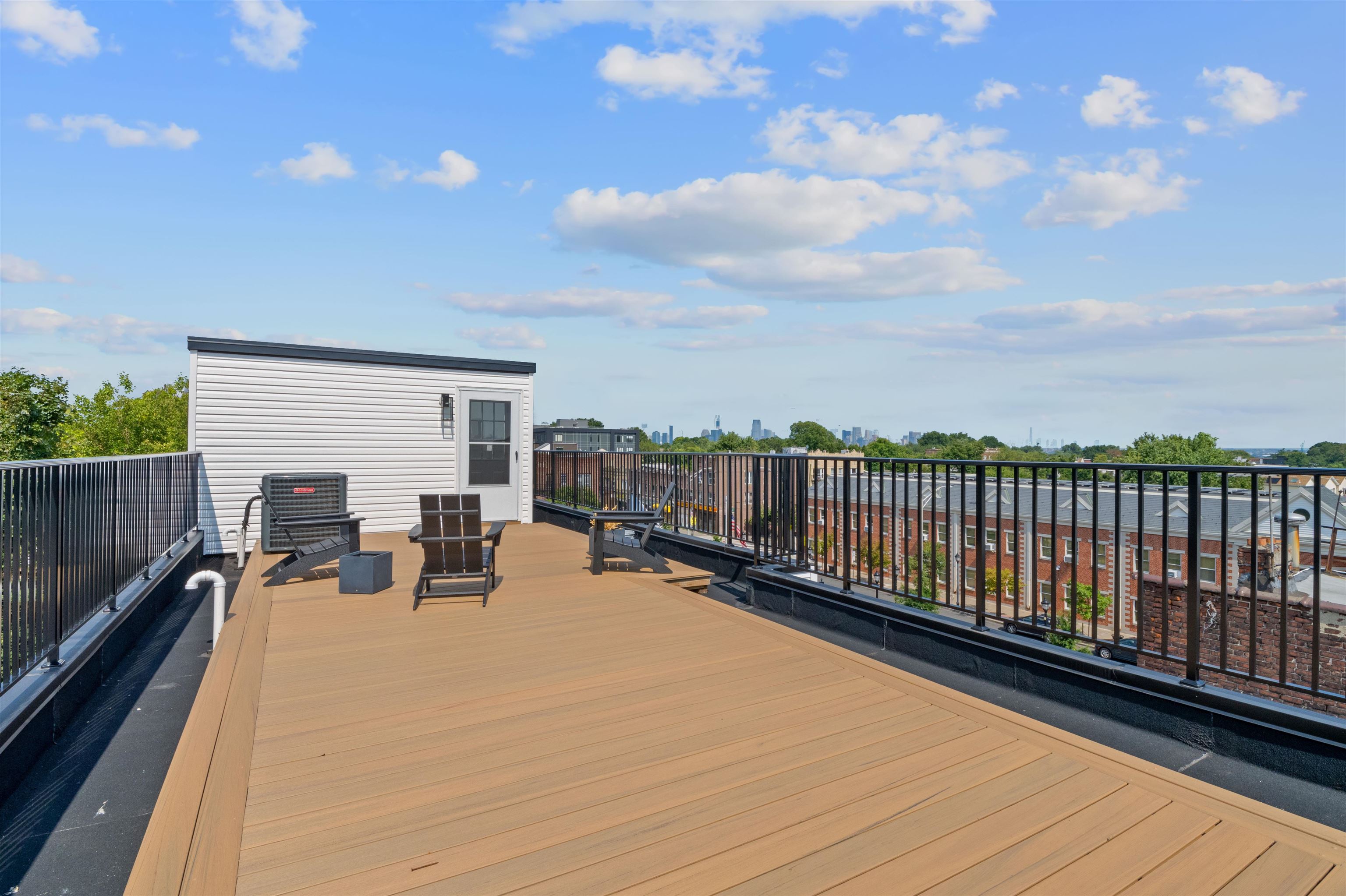 206 FULTON AVE Unit: #2