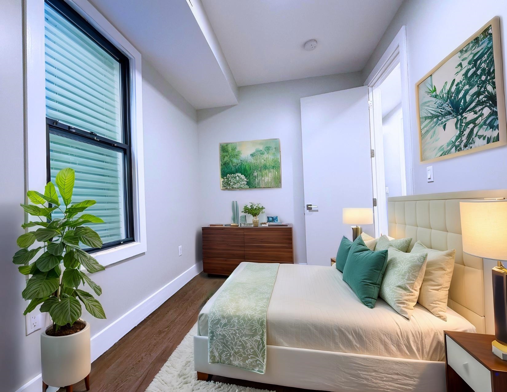 126 RANDOLPH AVE Unit: 3R