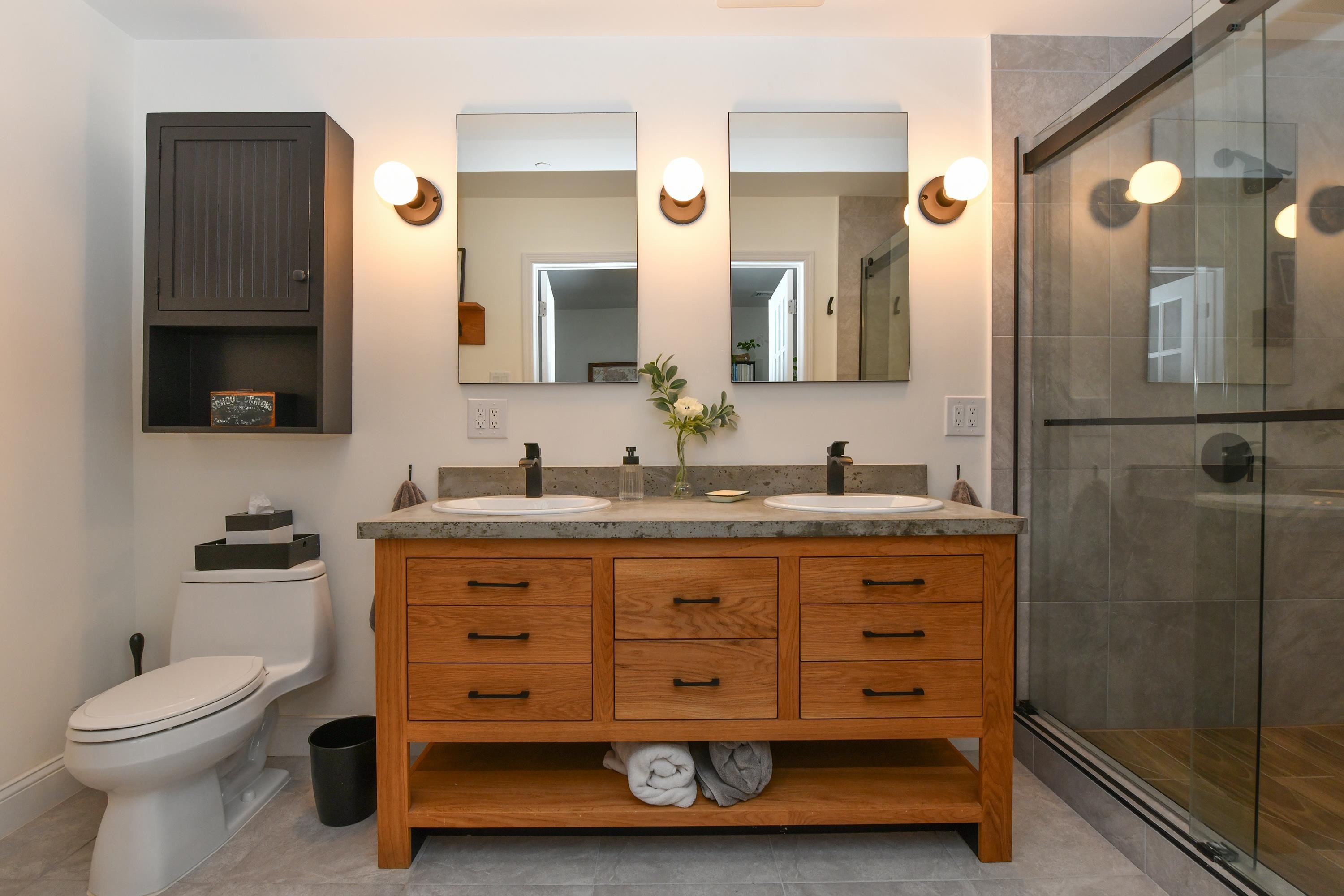 307 MANHATTAN AVE Unit: B