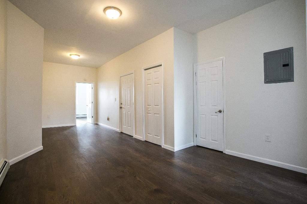 136A CLENDENNY AVE