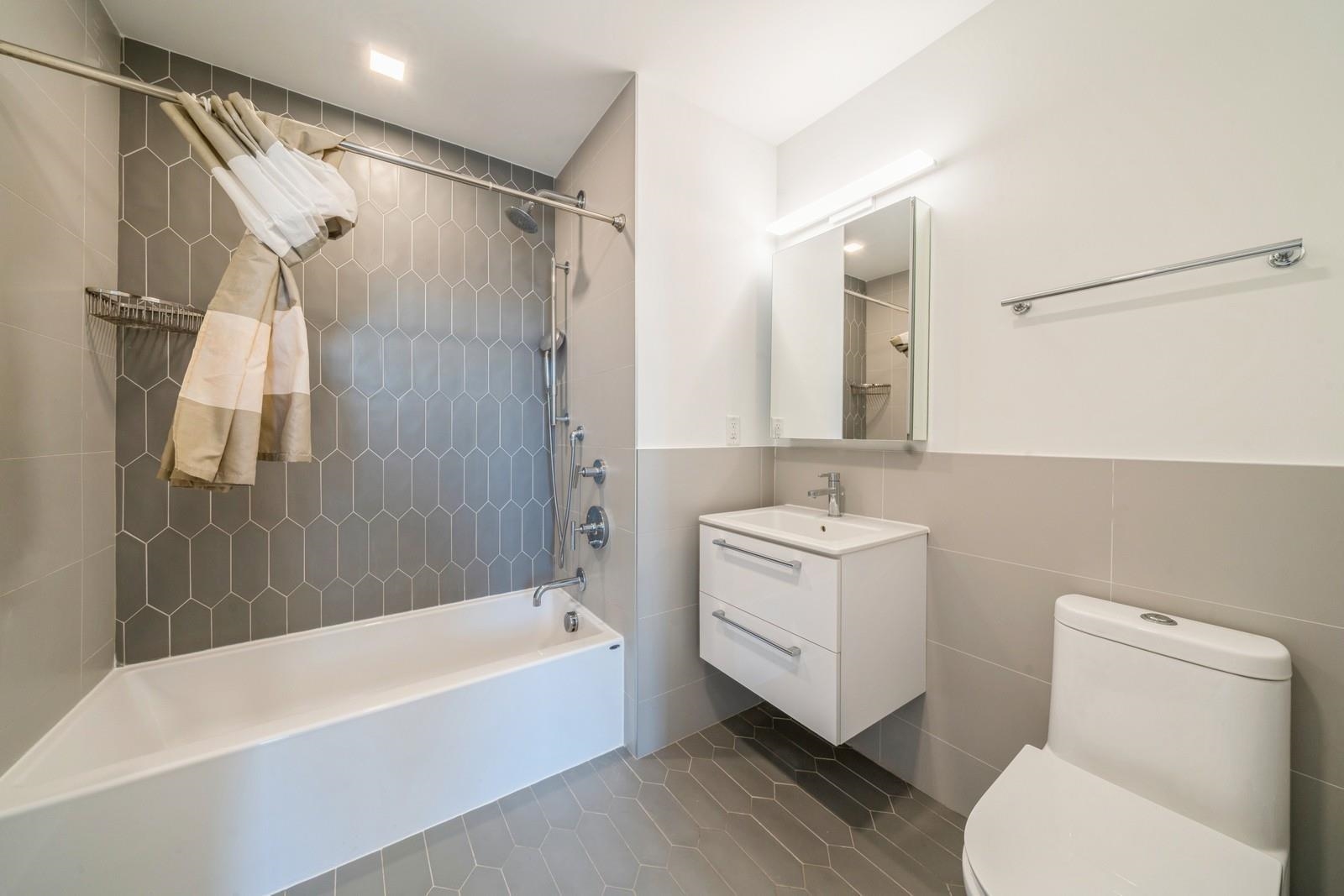 202 MERSELES ST Unit: 503