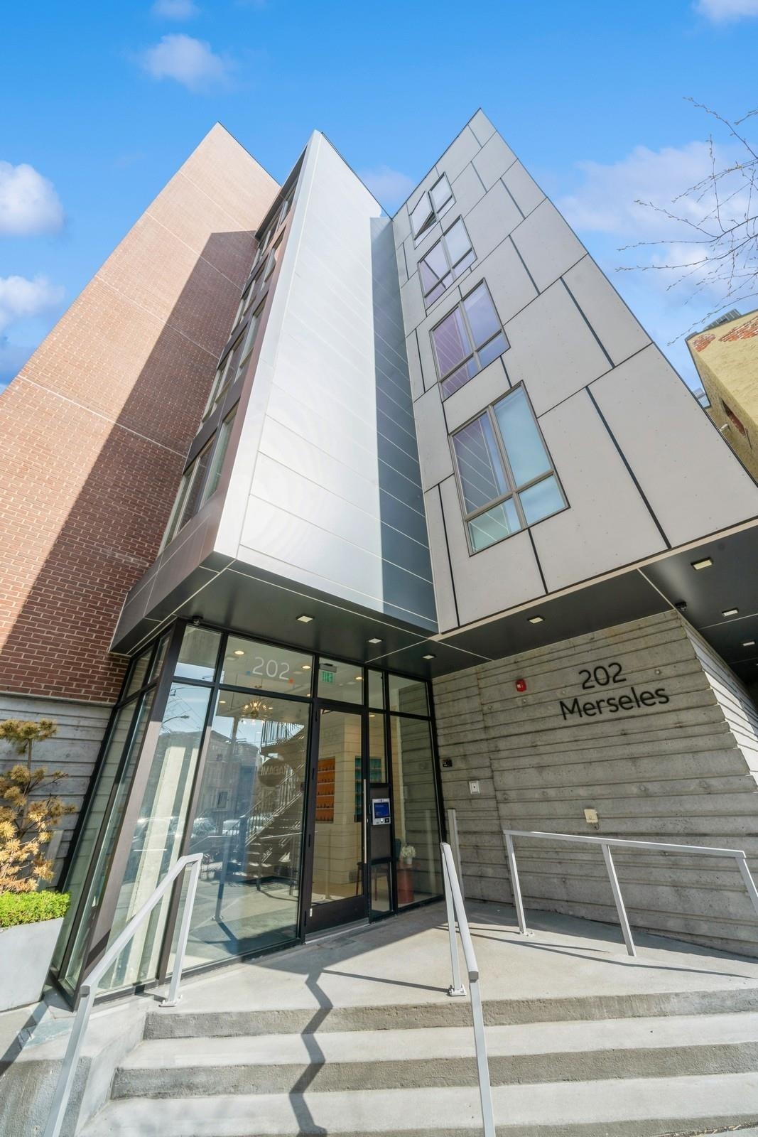 202 MERSELES ST Unit: 503