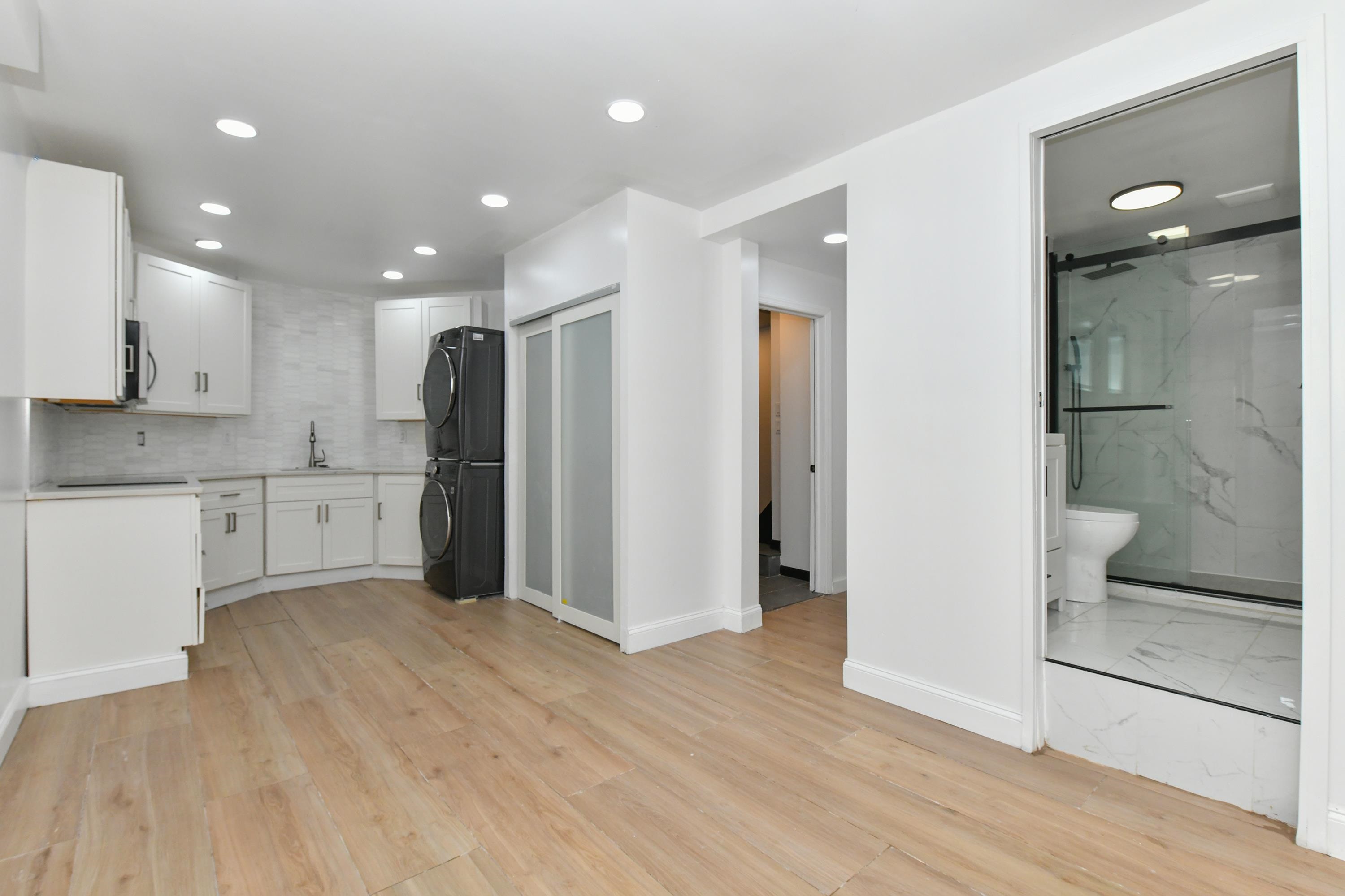 1137 50TH ST Unit: 1
