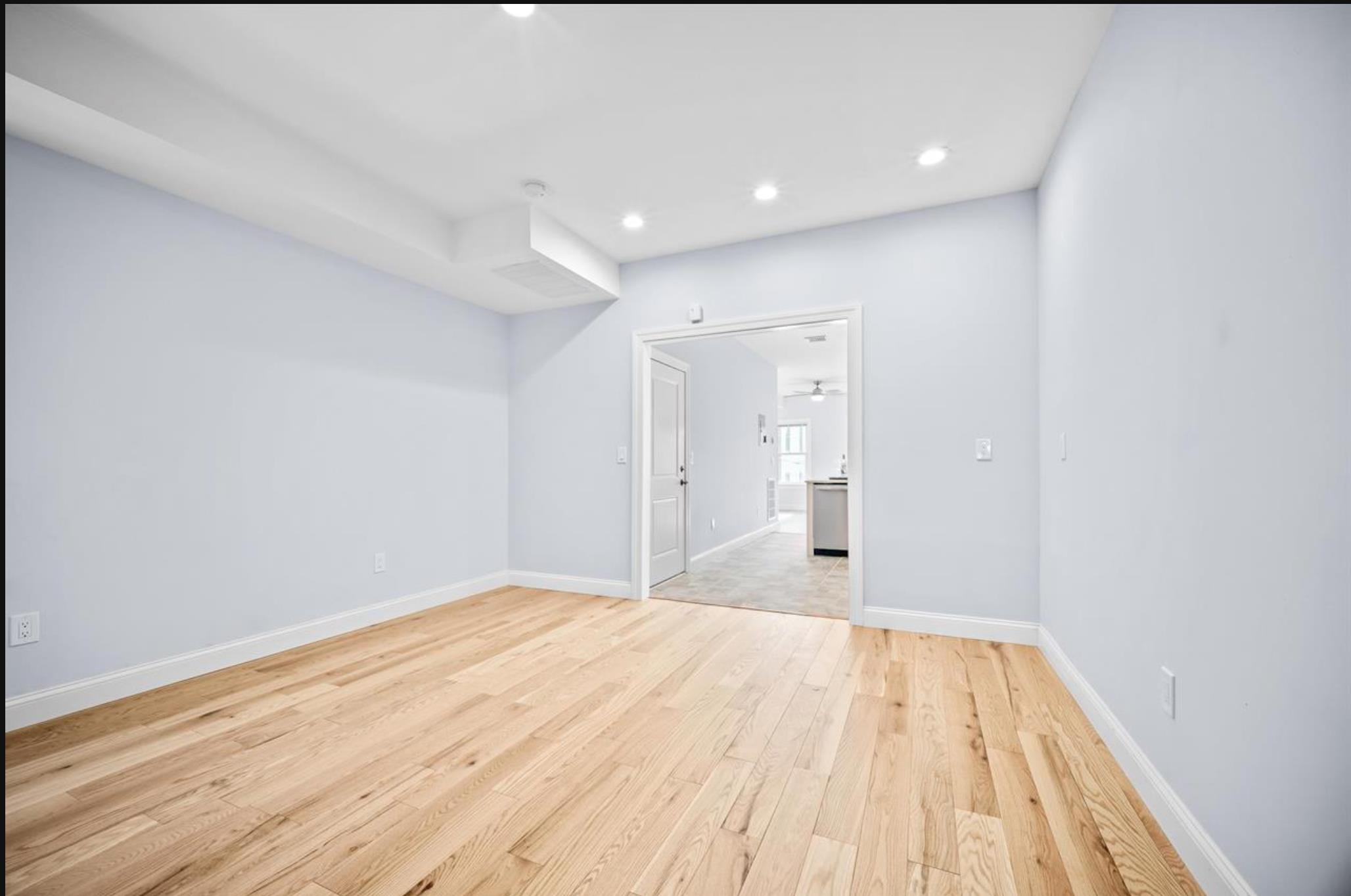 9B WEST 19TH ST Unit: Apt #2