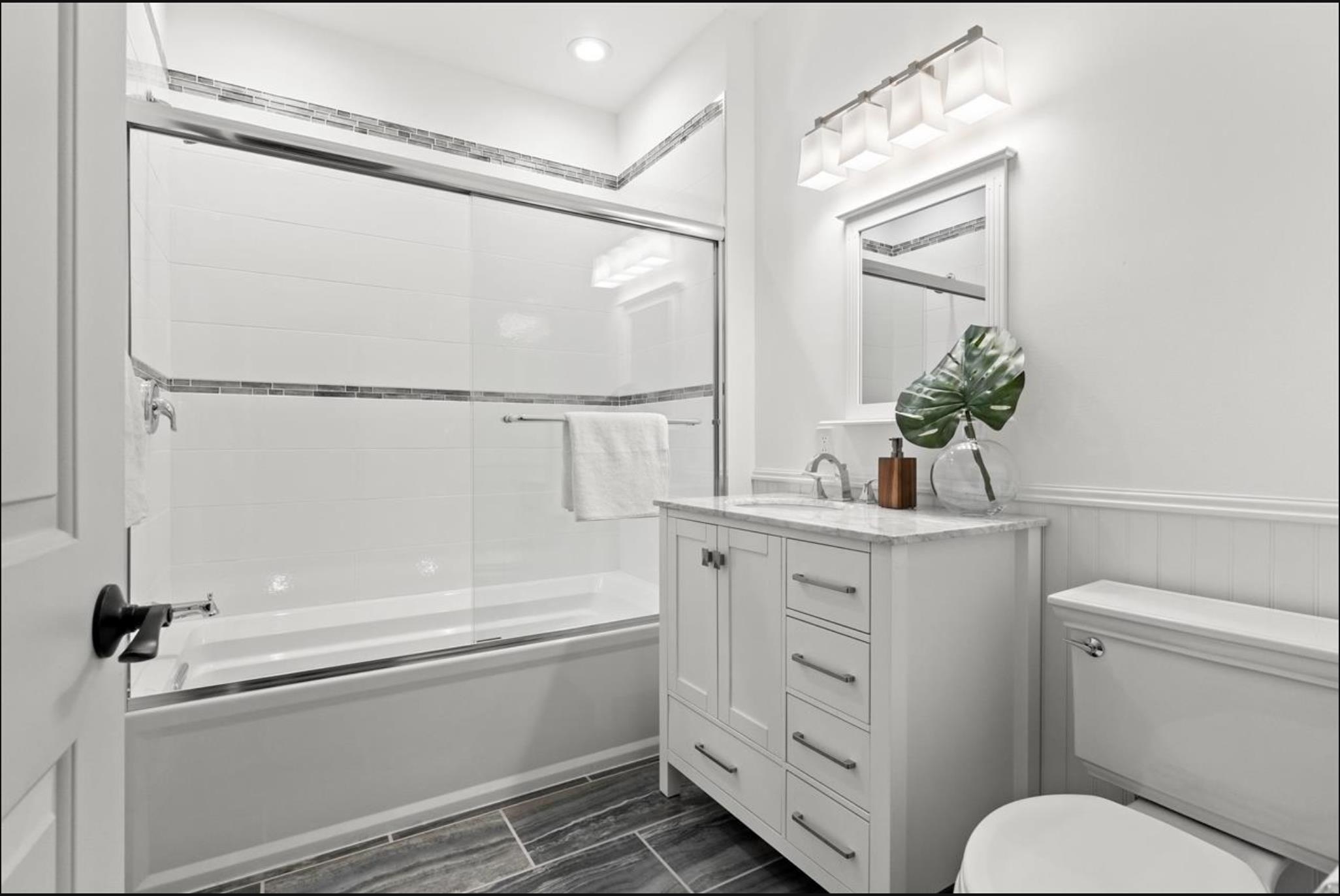 9B WEST 19TH ST Unit: Apt #2