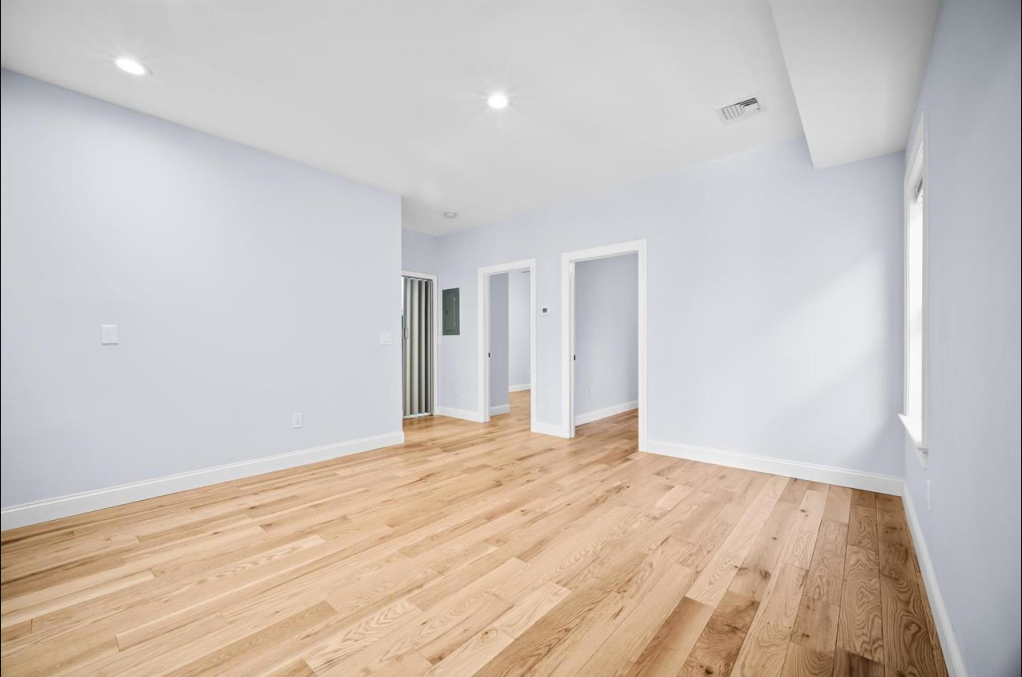 9B WEST 19TH ST Unit: Apt #2