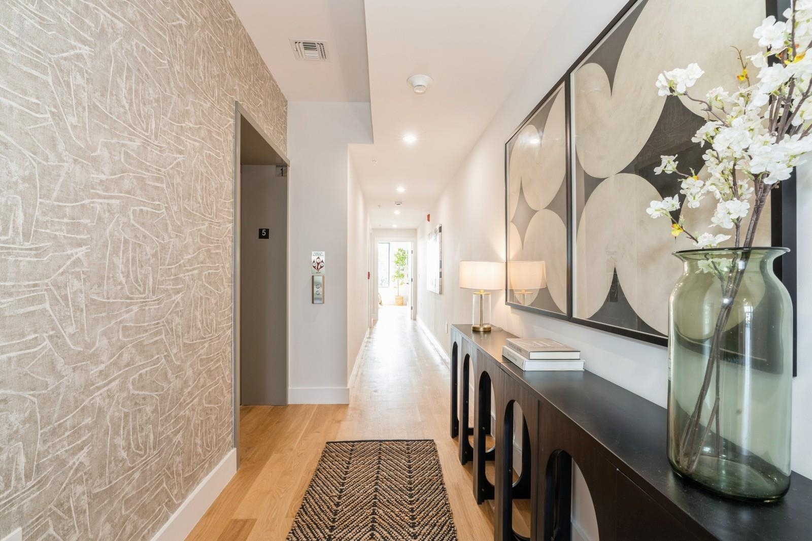 433 CENTRAL AVE Unit: PH5