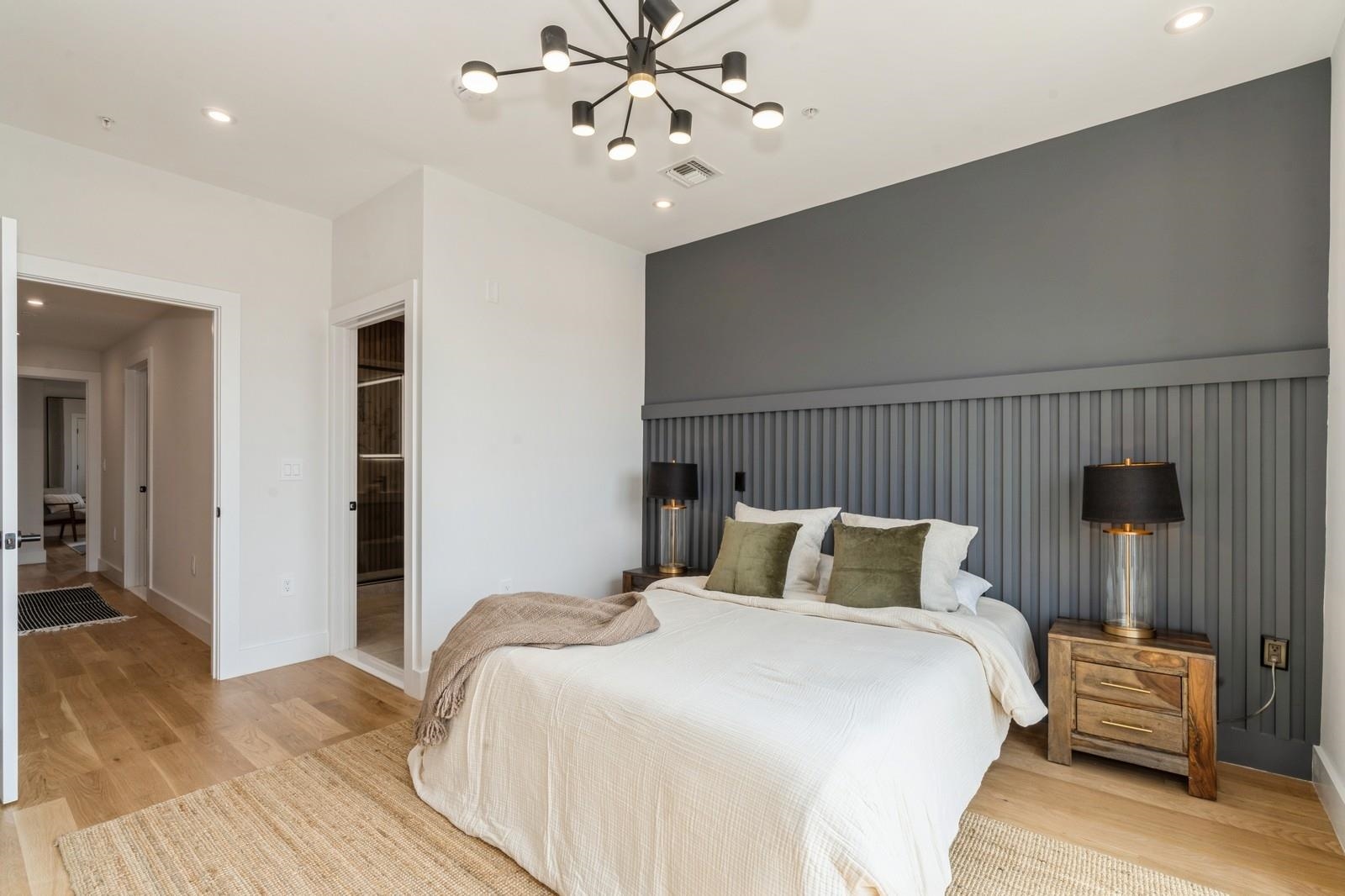 433 CENTRAL AVE Unit: PH5