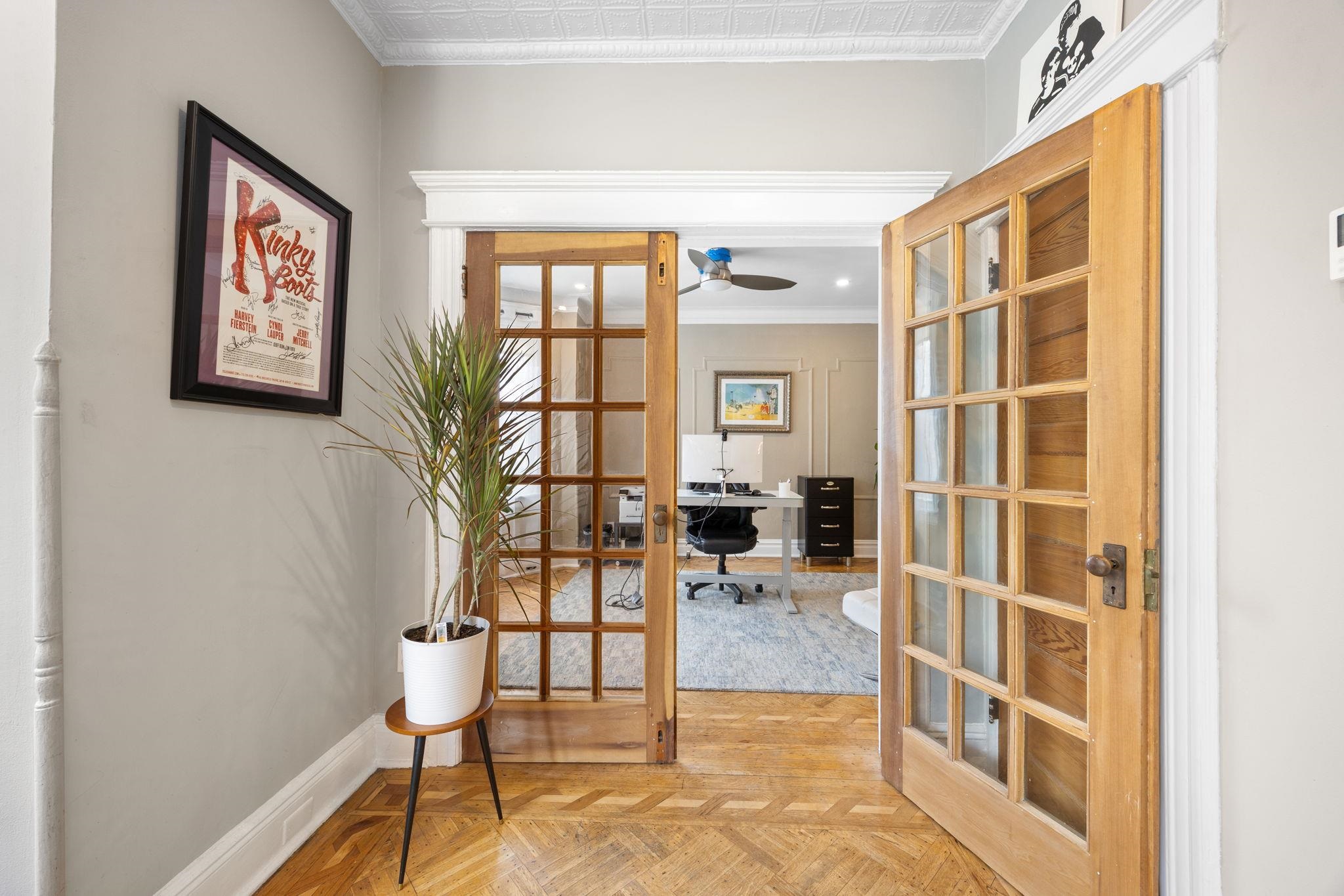 138 KENSINGTON AVE Unit: 3-A