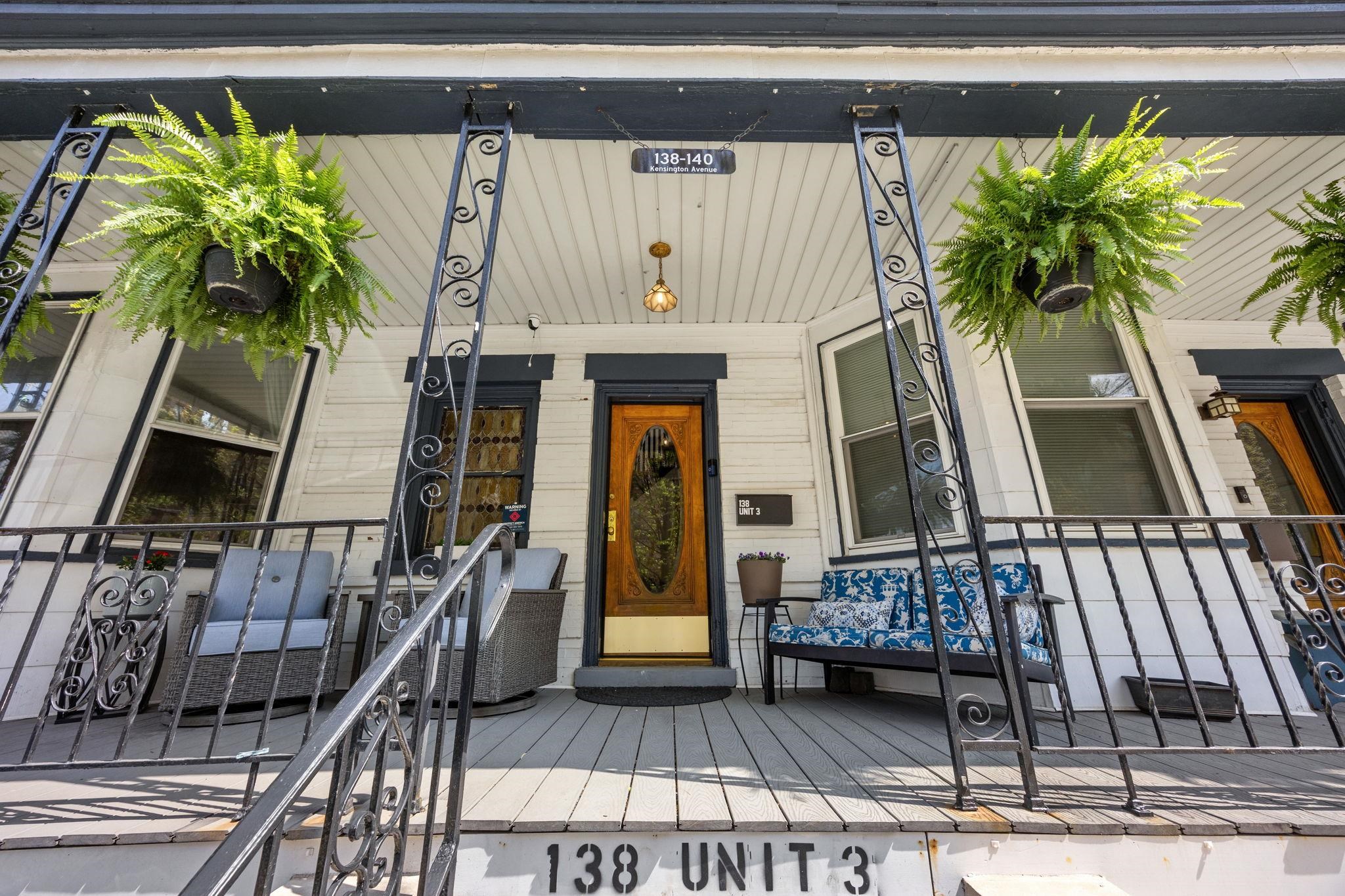 138 KENSINGTON AVE Unit: 3-A