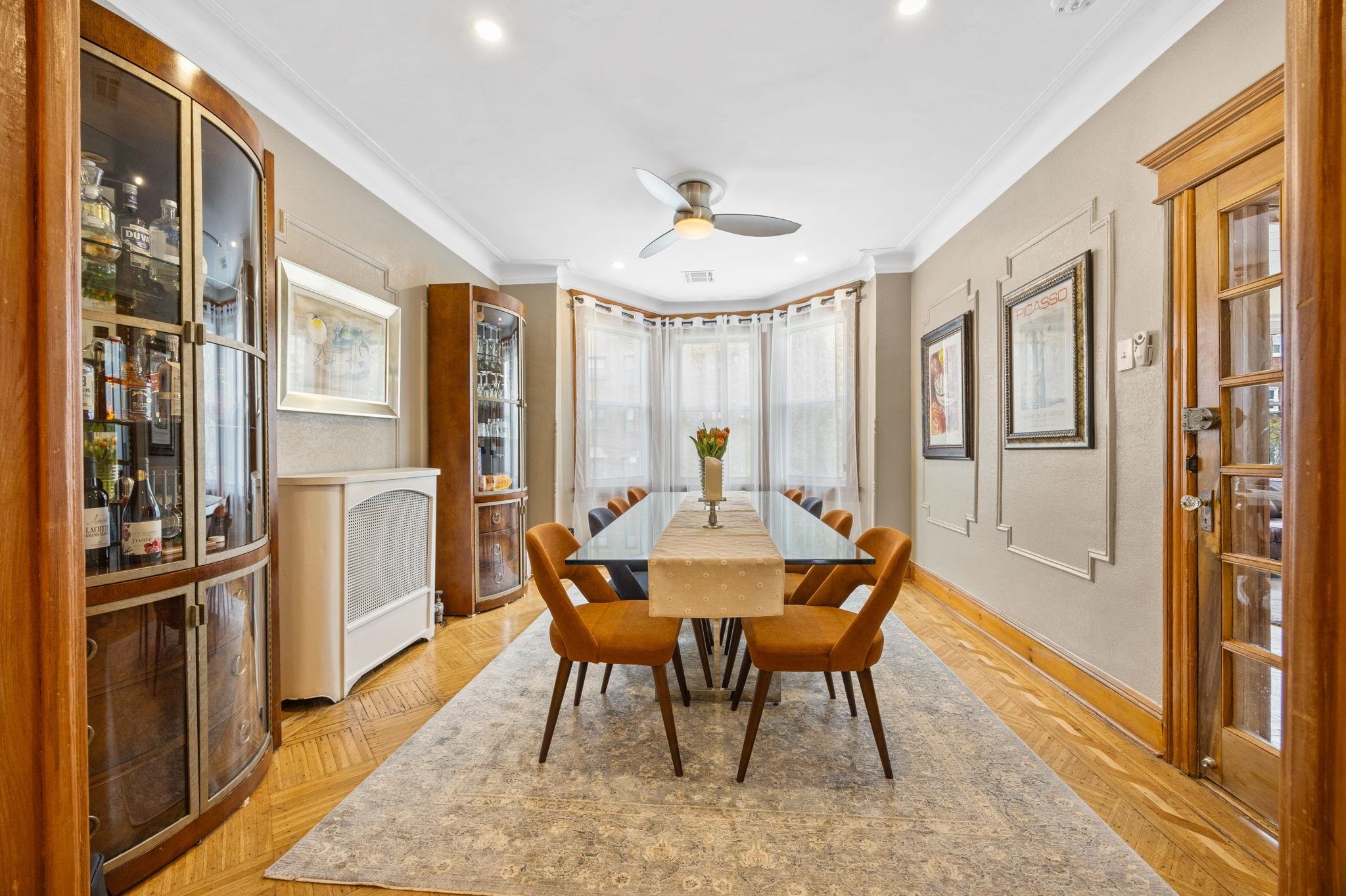 138 KENSINGTON AVE Unit: 3-A