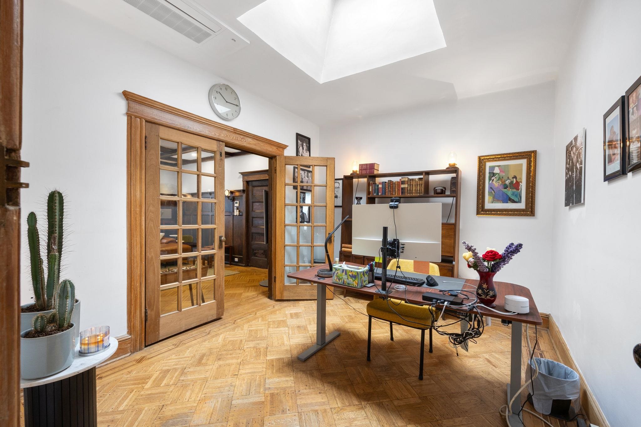 138 KENSINGTON AVE Unit: 3-A