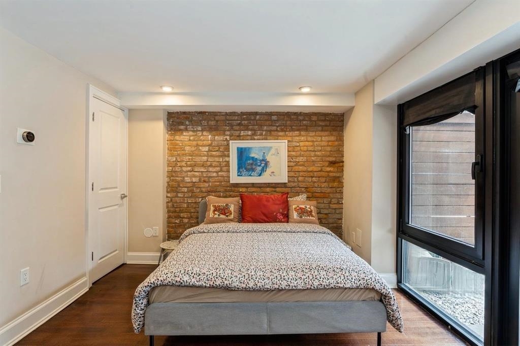 225 8TH ST
