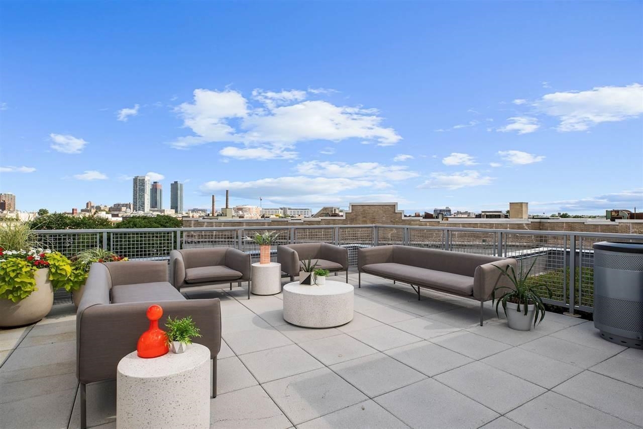 202 MERSELES ST Unit: 504