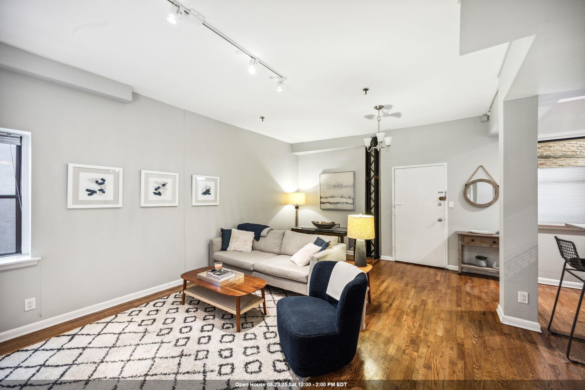 227 CHRISTOPHER COLUMBUS DR Unit: B-234