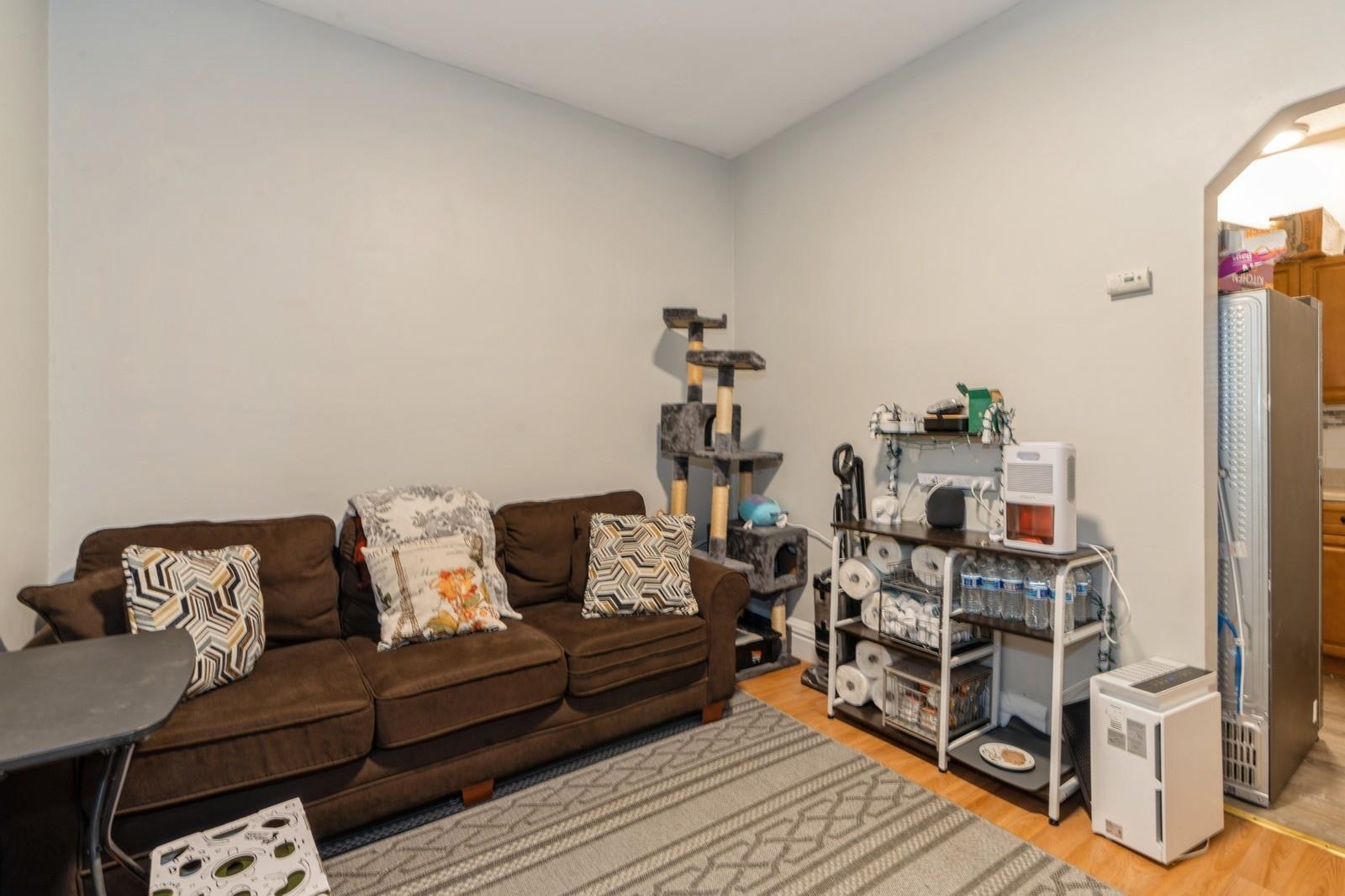 146 HOPKINS AVE